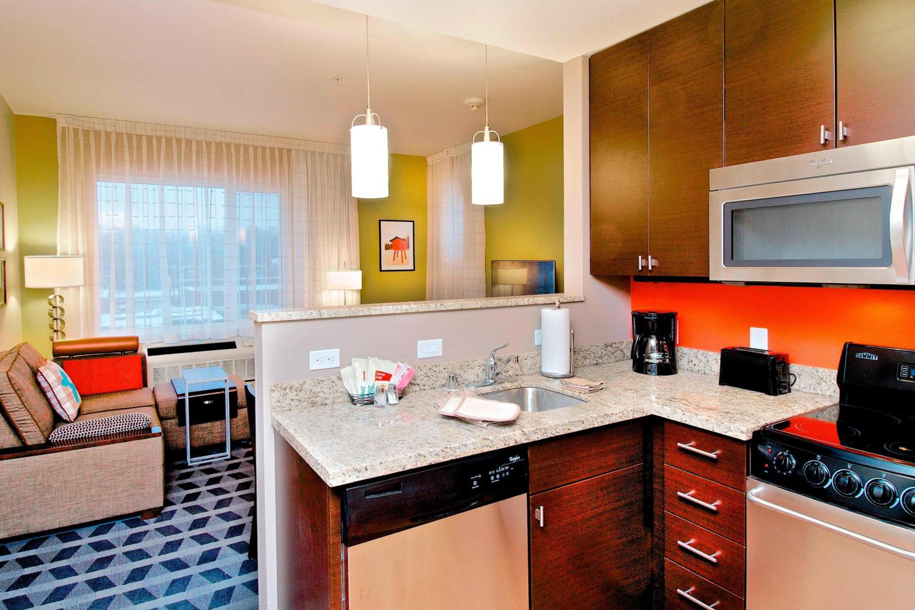 Two-Bedroom Suite photo 2