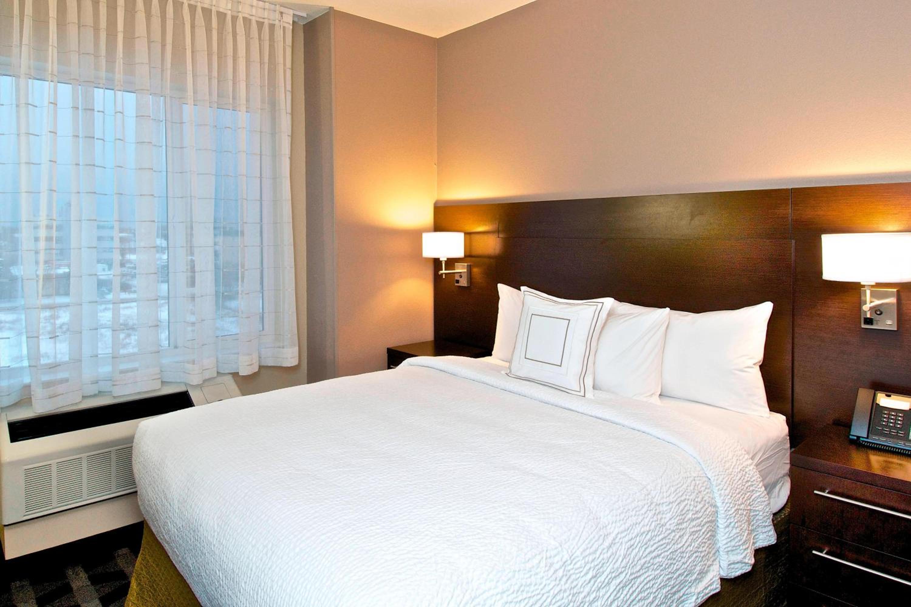 Two-Bedroom Suite photo 3