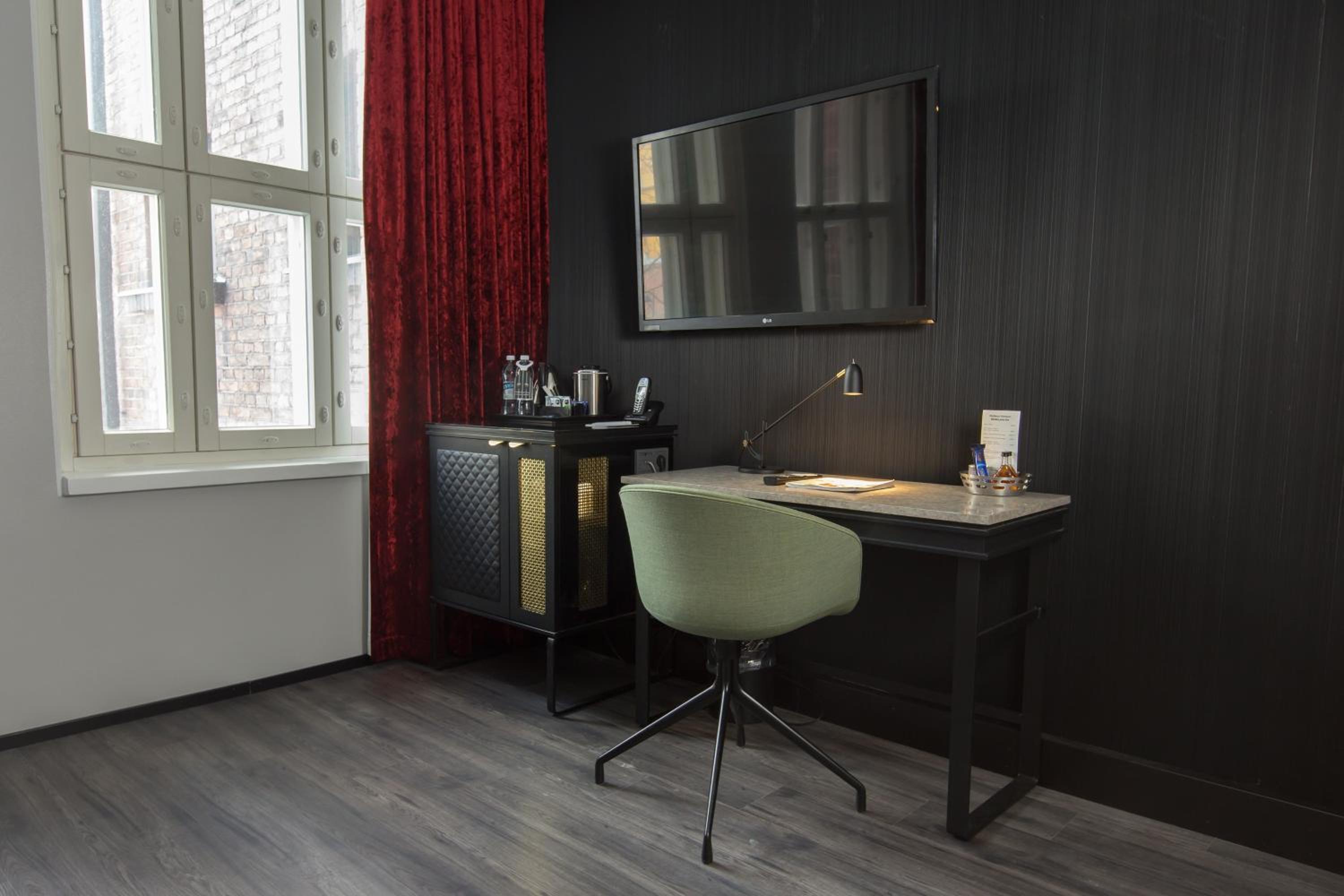 Superior, Guest room, 2 Twin/Single Bed(s) - Photo 13