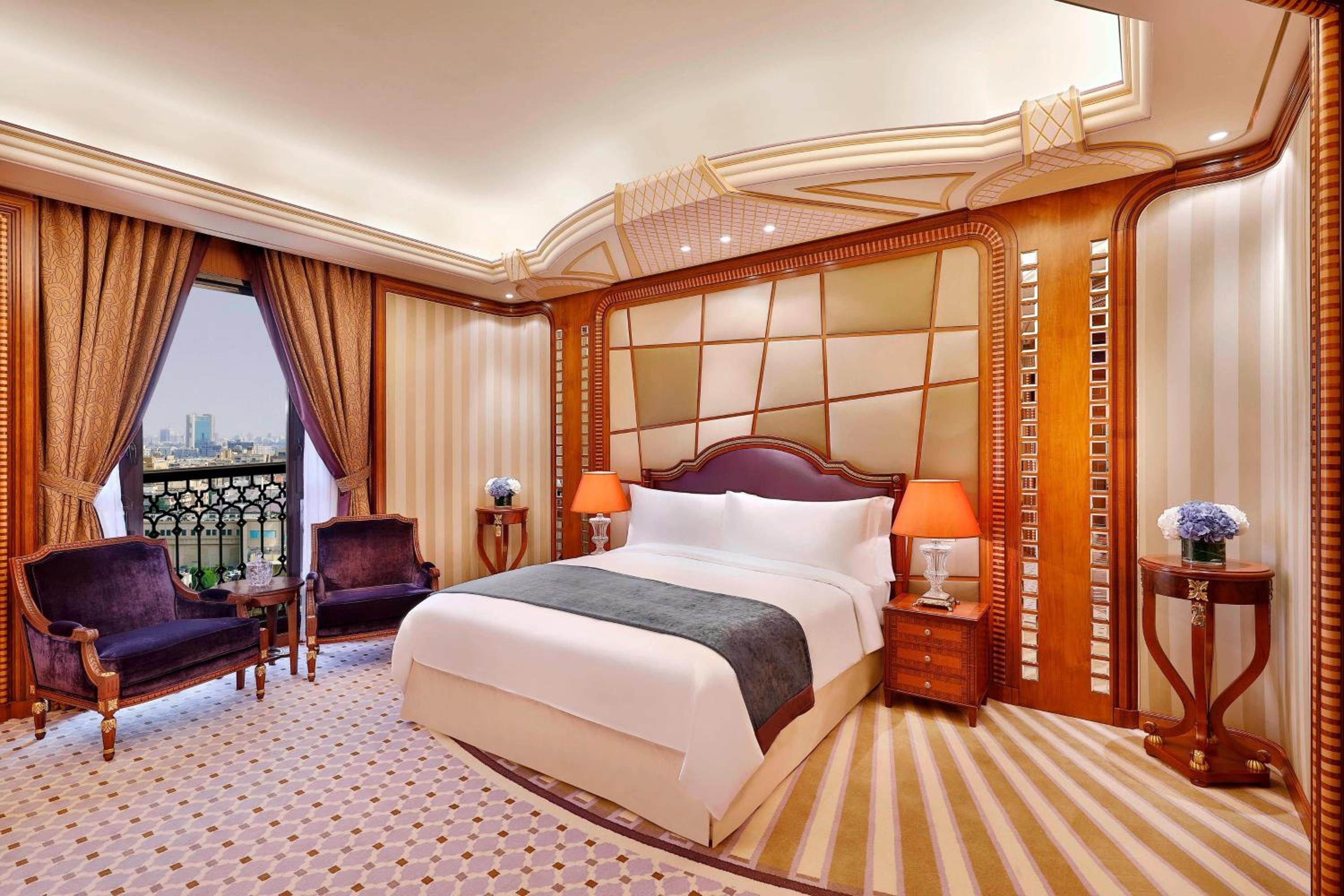 Executive One-Bedroom King Suite with City View