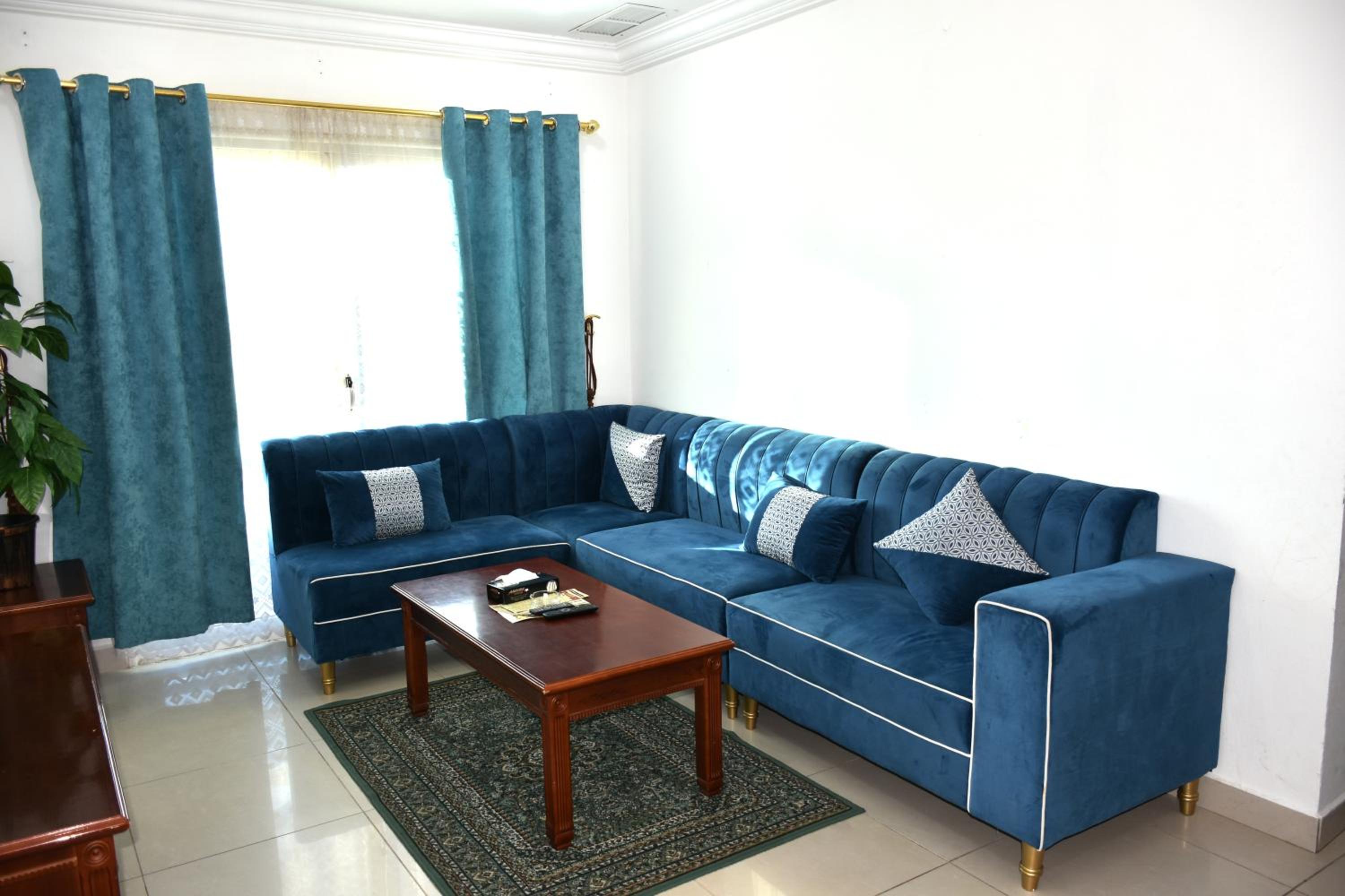 Executive Apartment - Photo 4