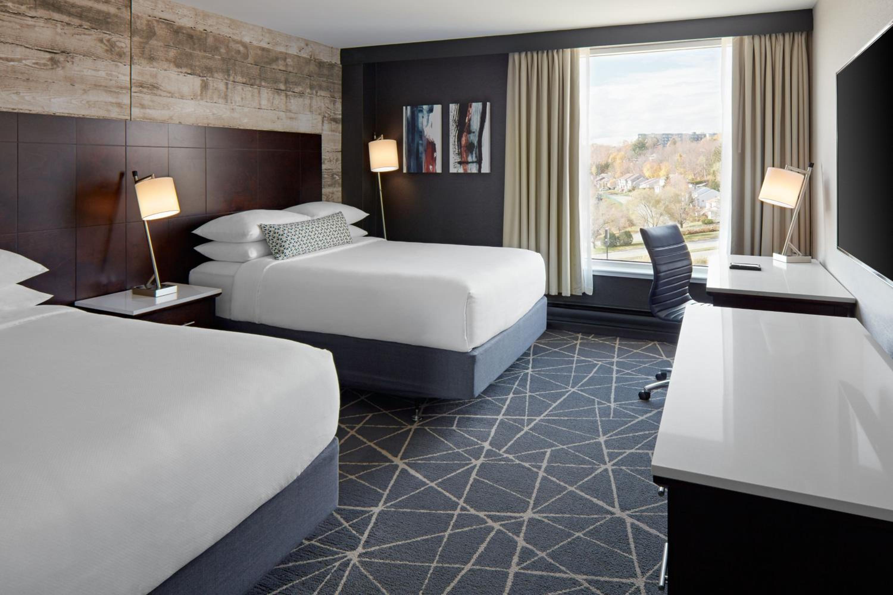 Deluxe King Room - Photo 3