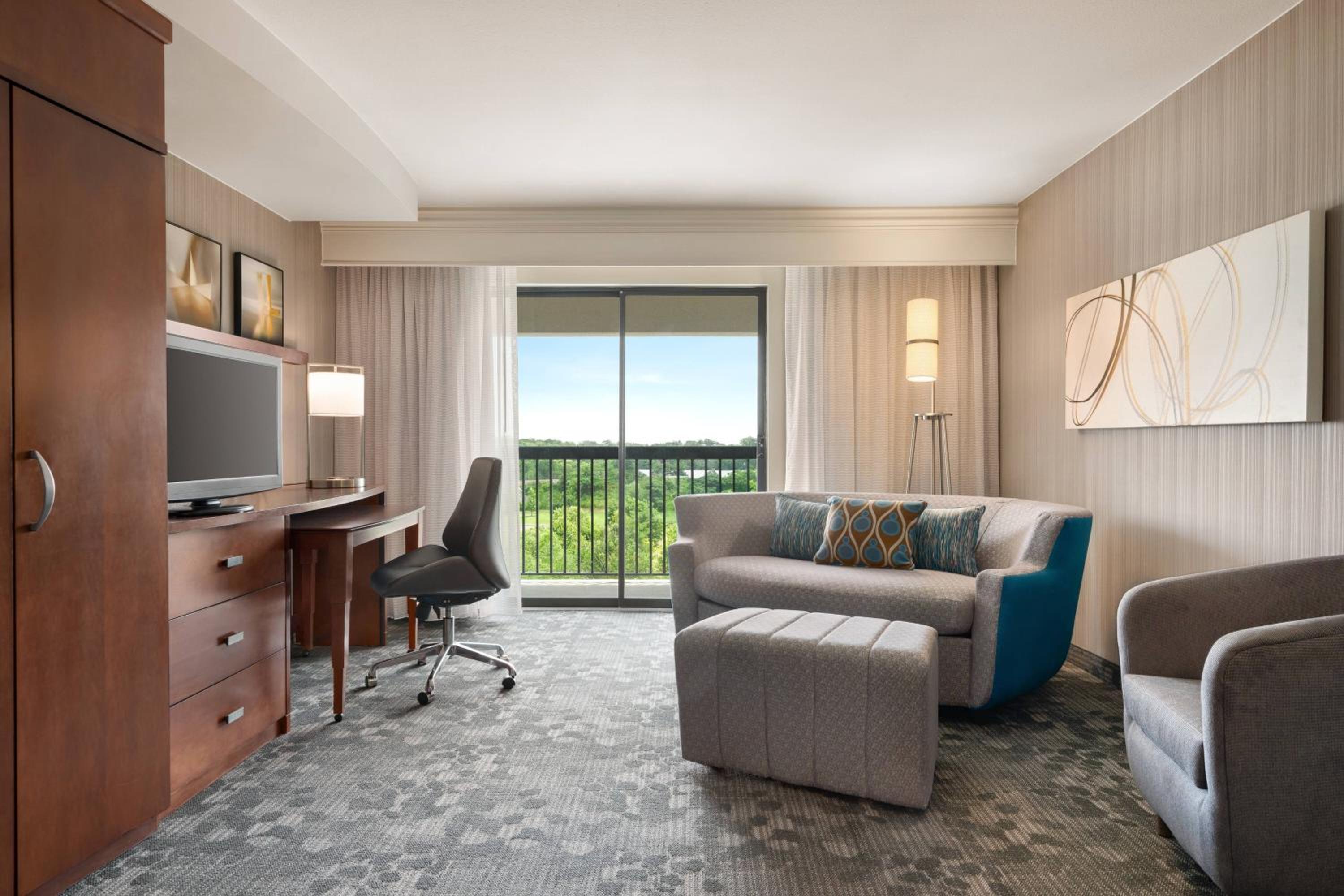 King Suite with Sofa Bed - Photo 3