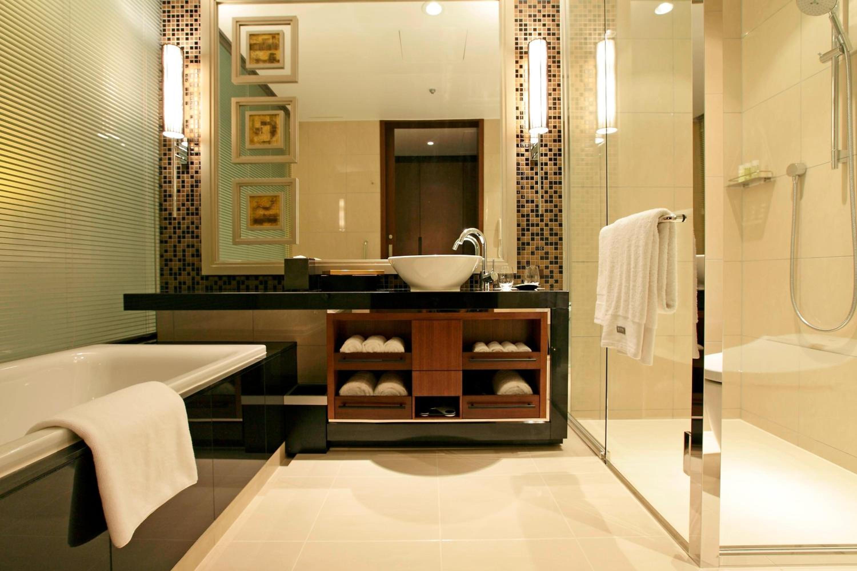 Club Superior King, Executive lounge access - Photo 5