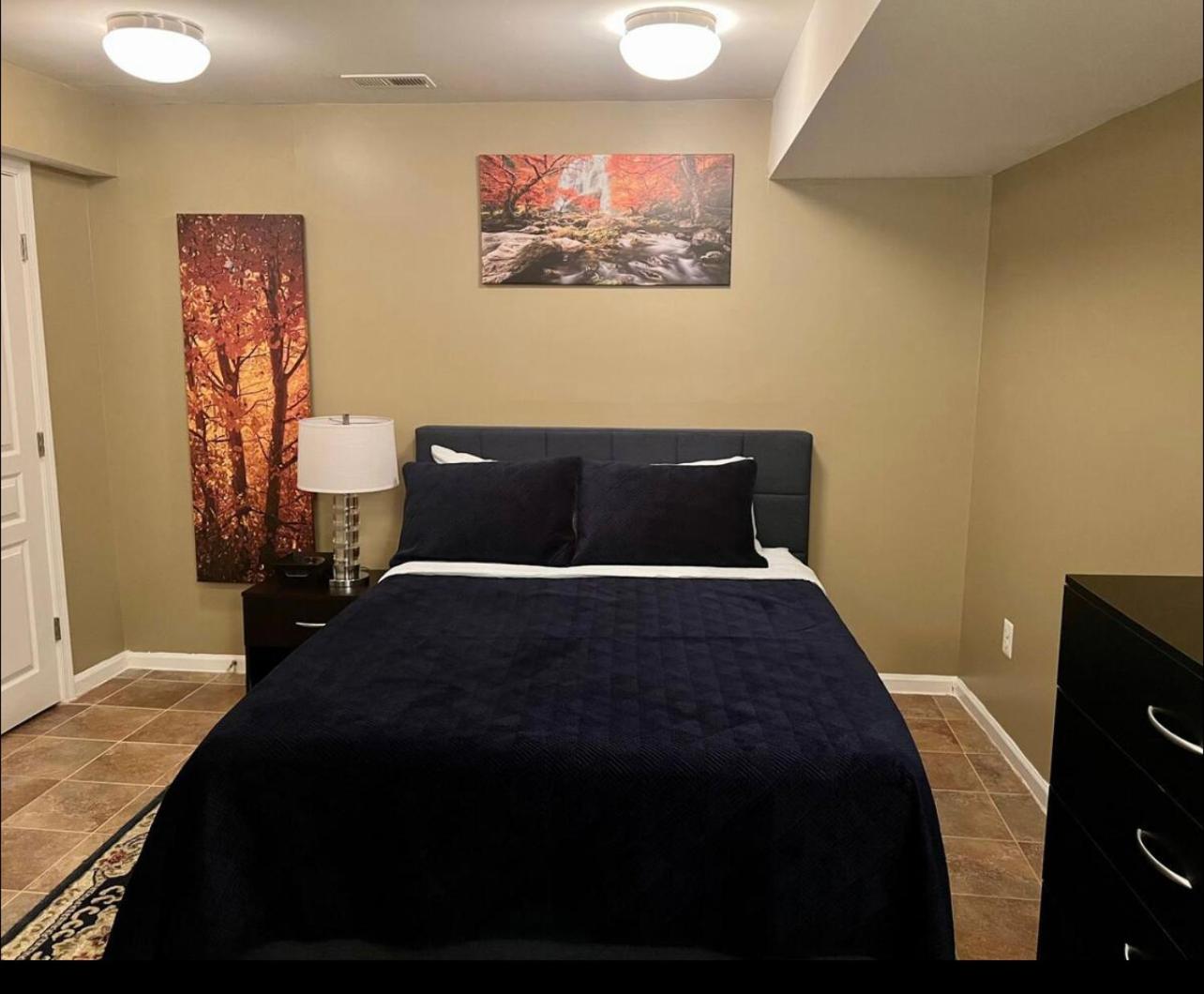 Single Room with Shared Bathroom photo 3