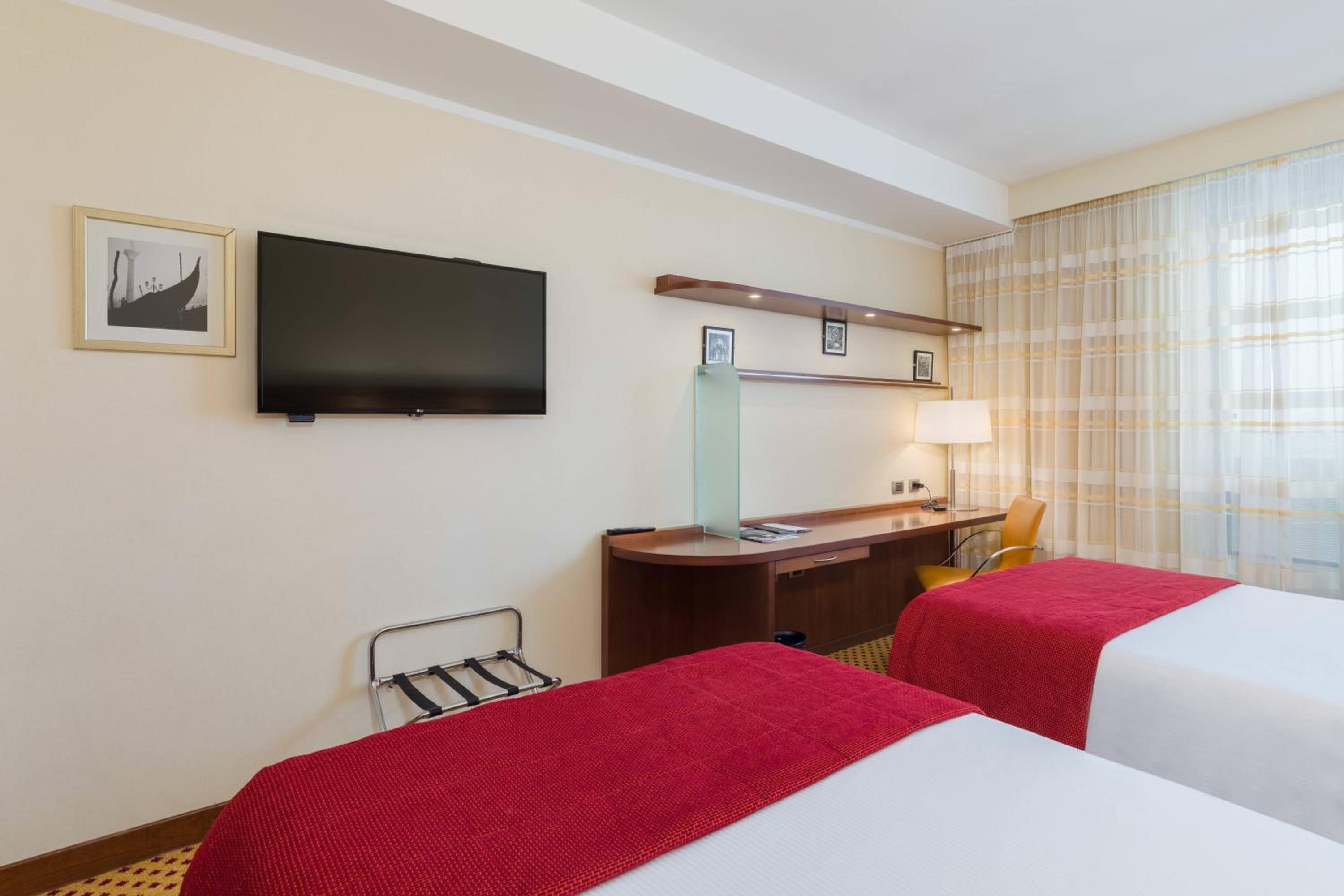 Deluxe Twin bedded room, Guest room, 2 Twin/Single Bed(s)