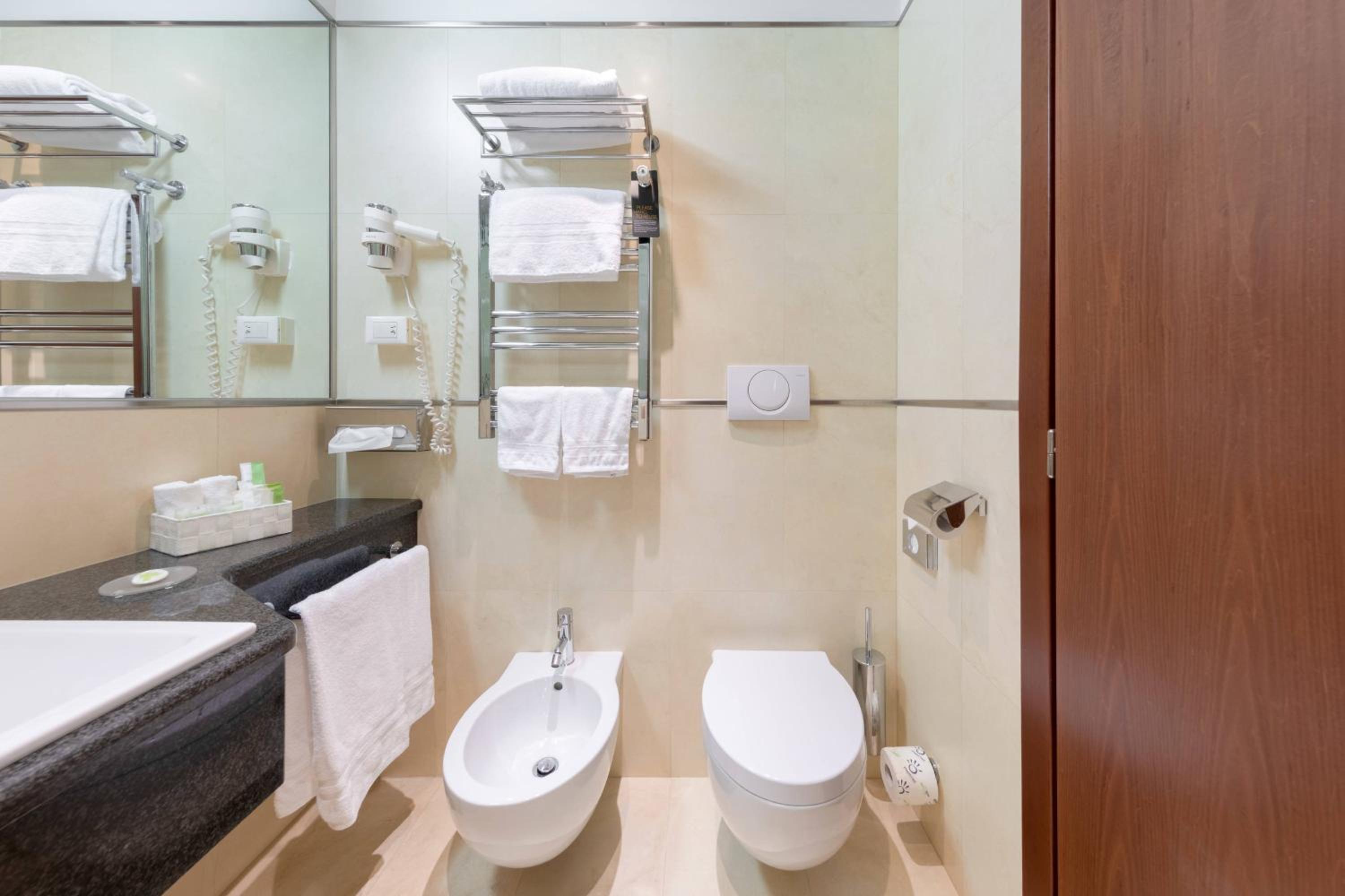 Standard Twin Room - Ground floor