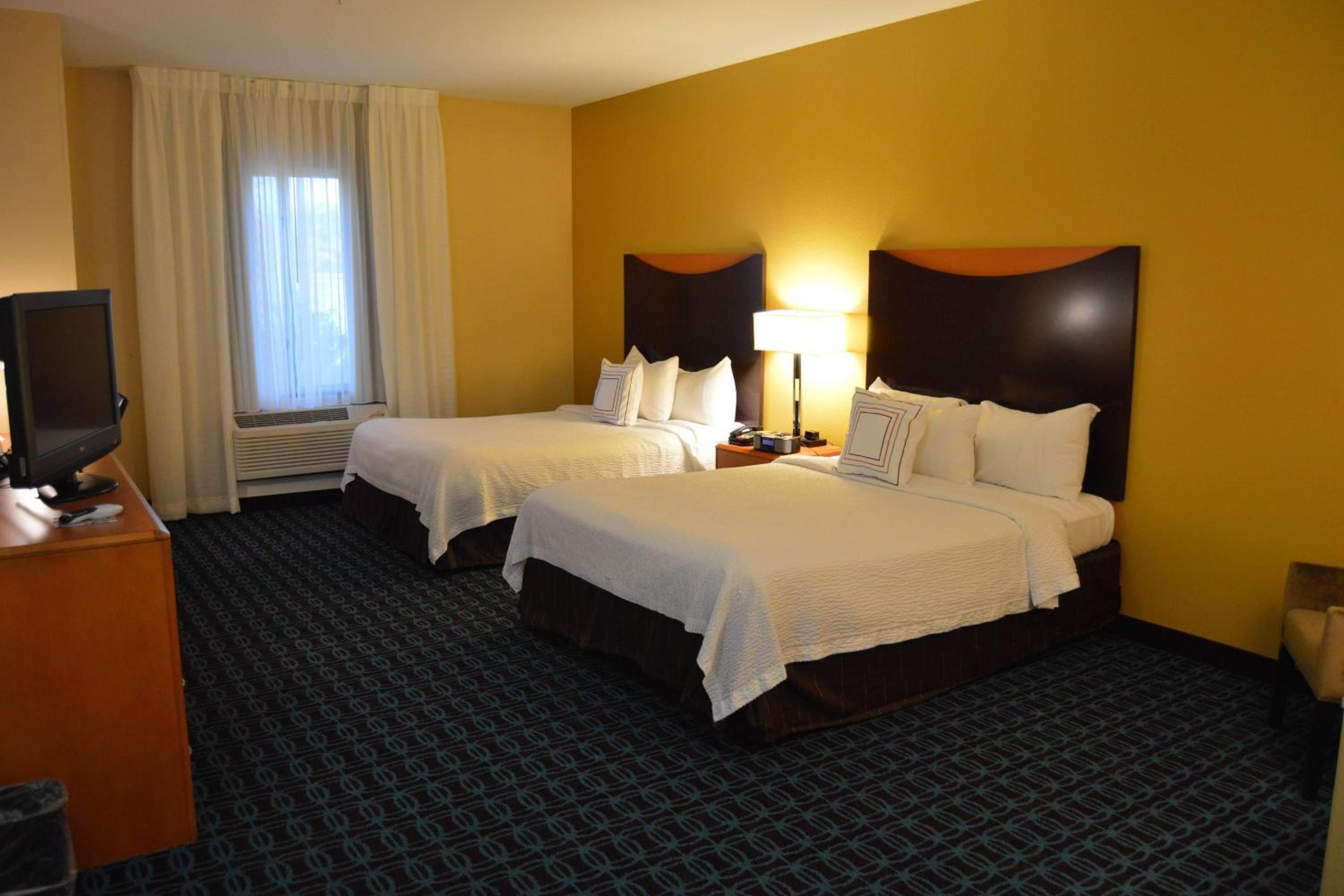 Queen Room With Two Queen Beds