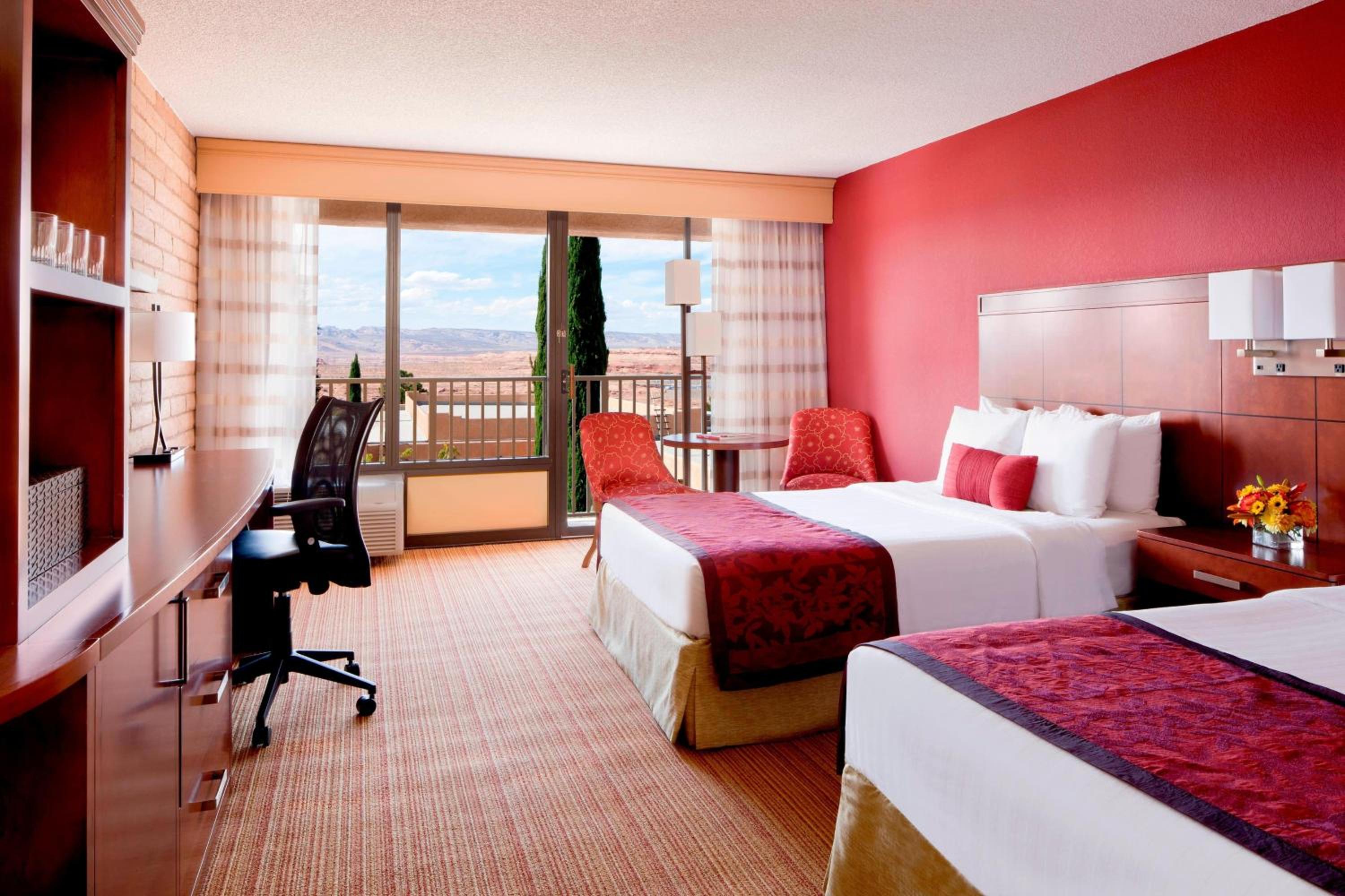 Queen Room With Two Queen Beds - Non-Smoking