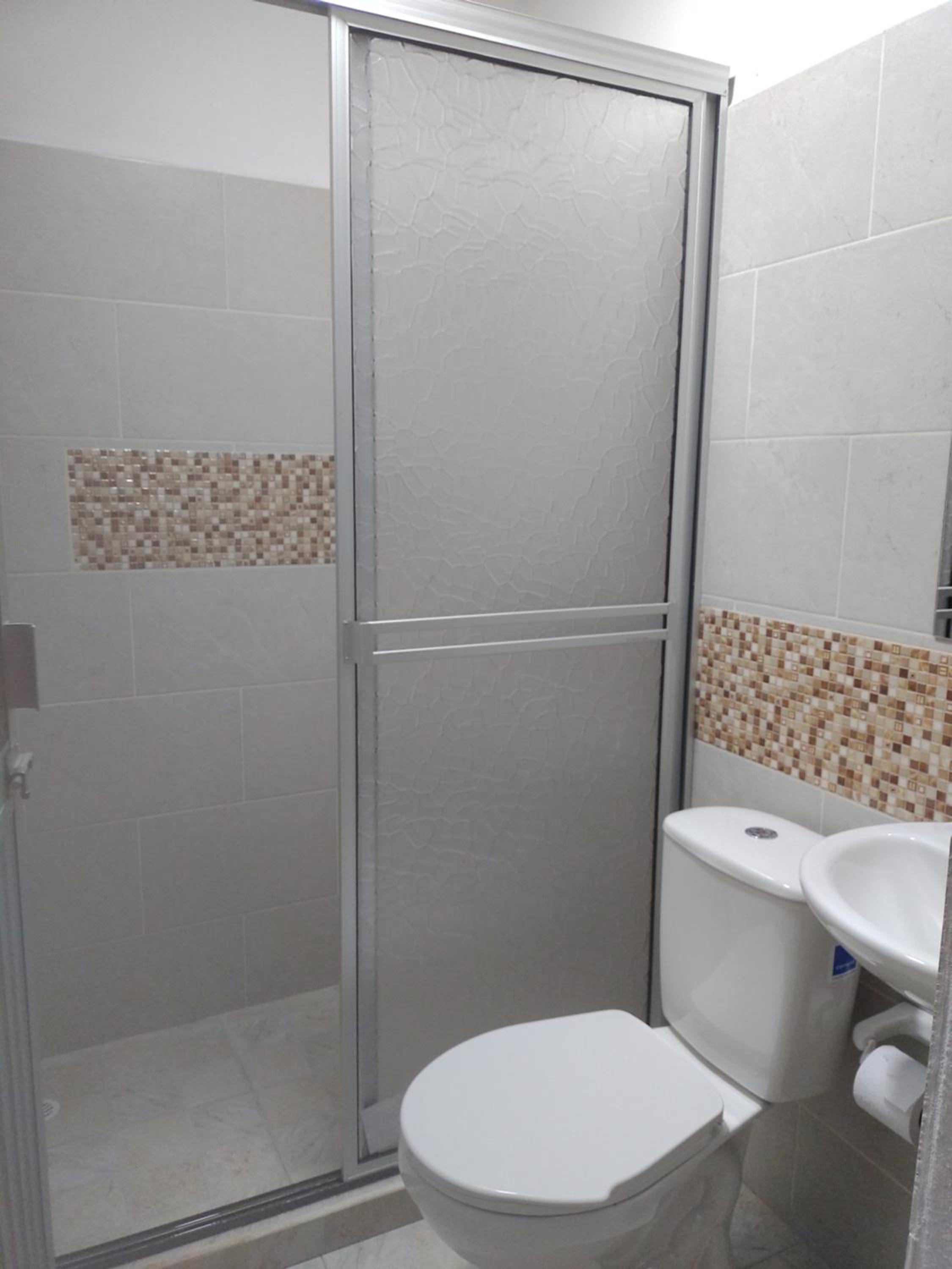 Family Room with Private Bathroom photo 2