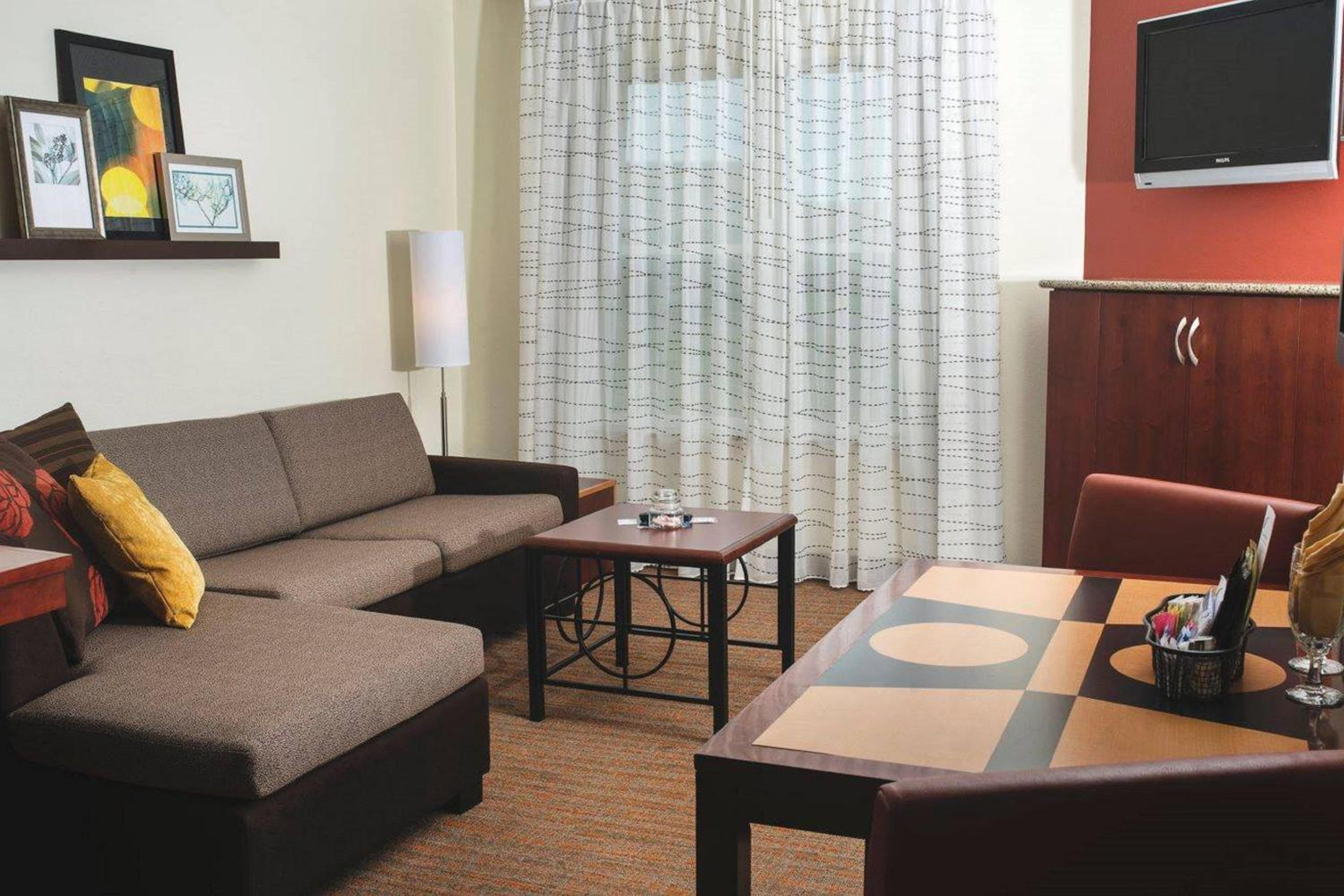 One-Bedroom King Suite