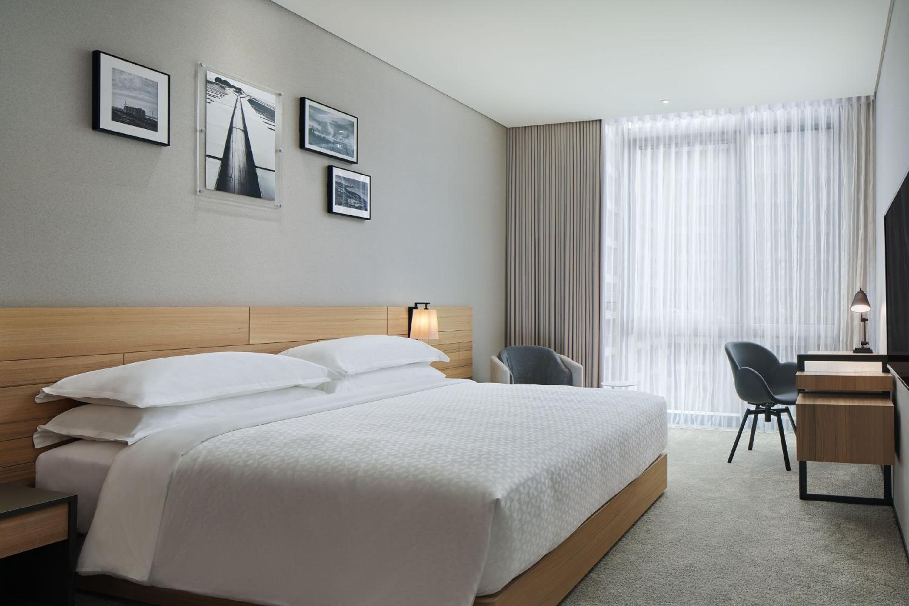 Traditional Room, Guest room, 1 King photo 1