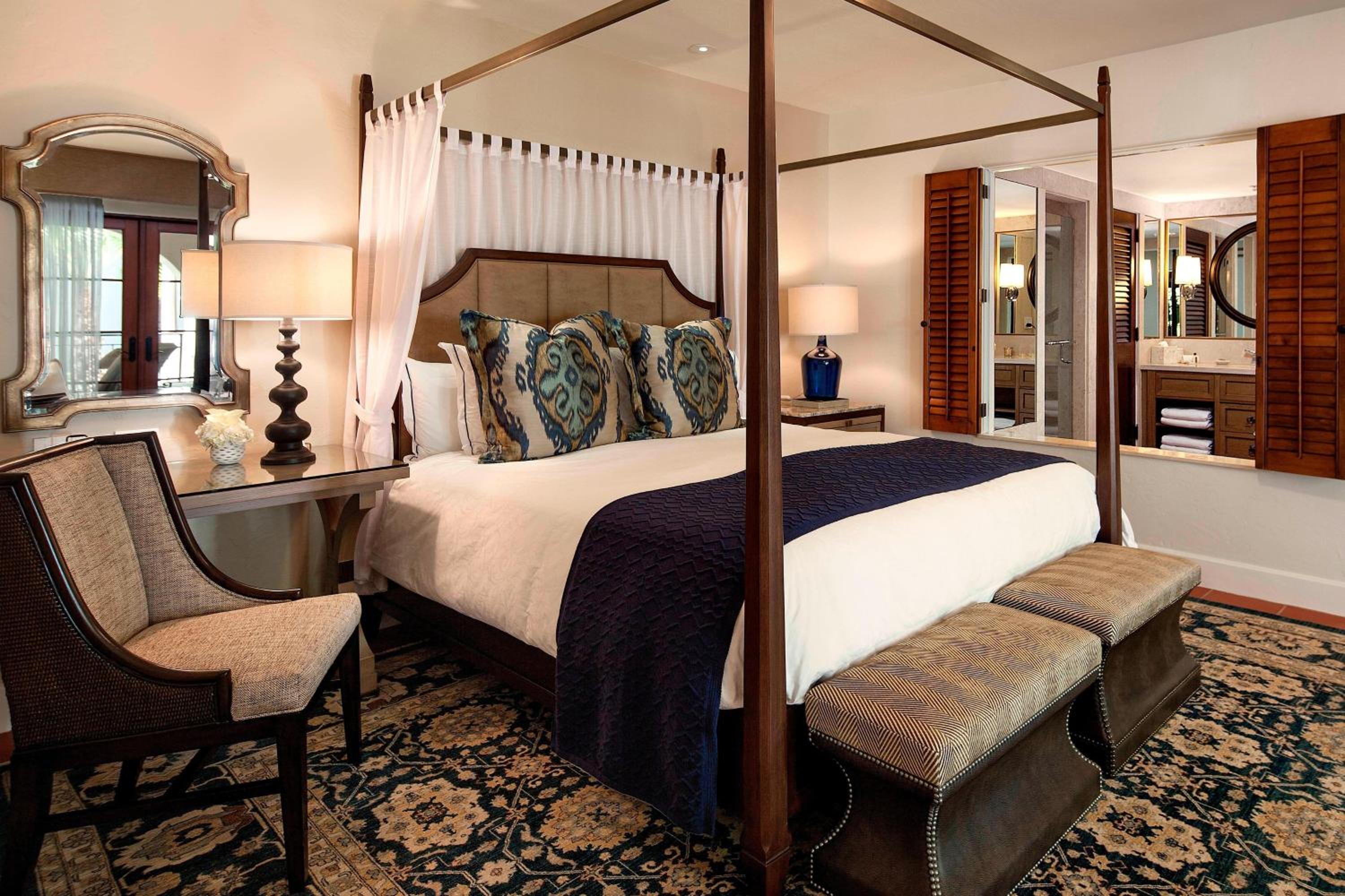 Standard King Room - Photo 3