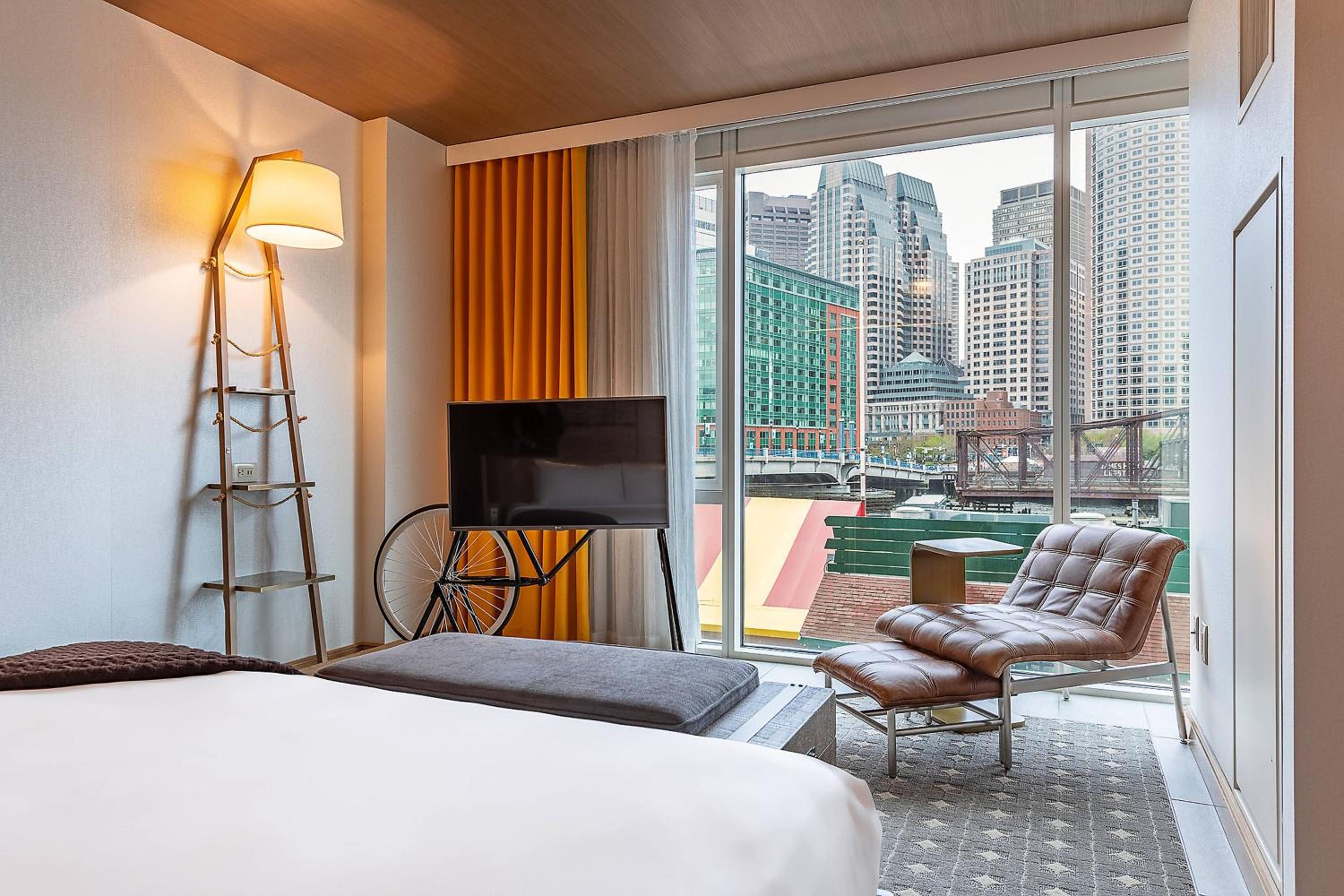 King Room with Partial Water View