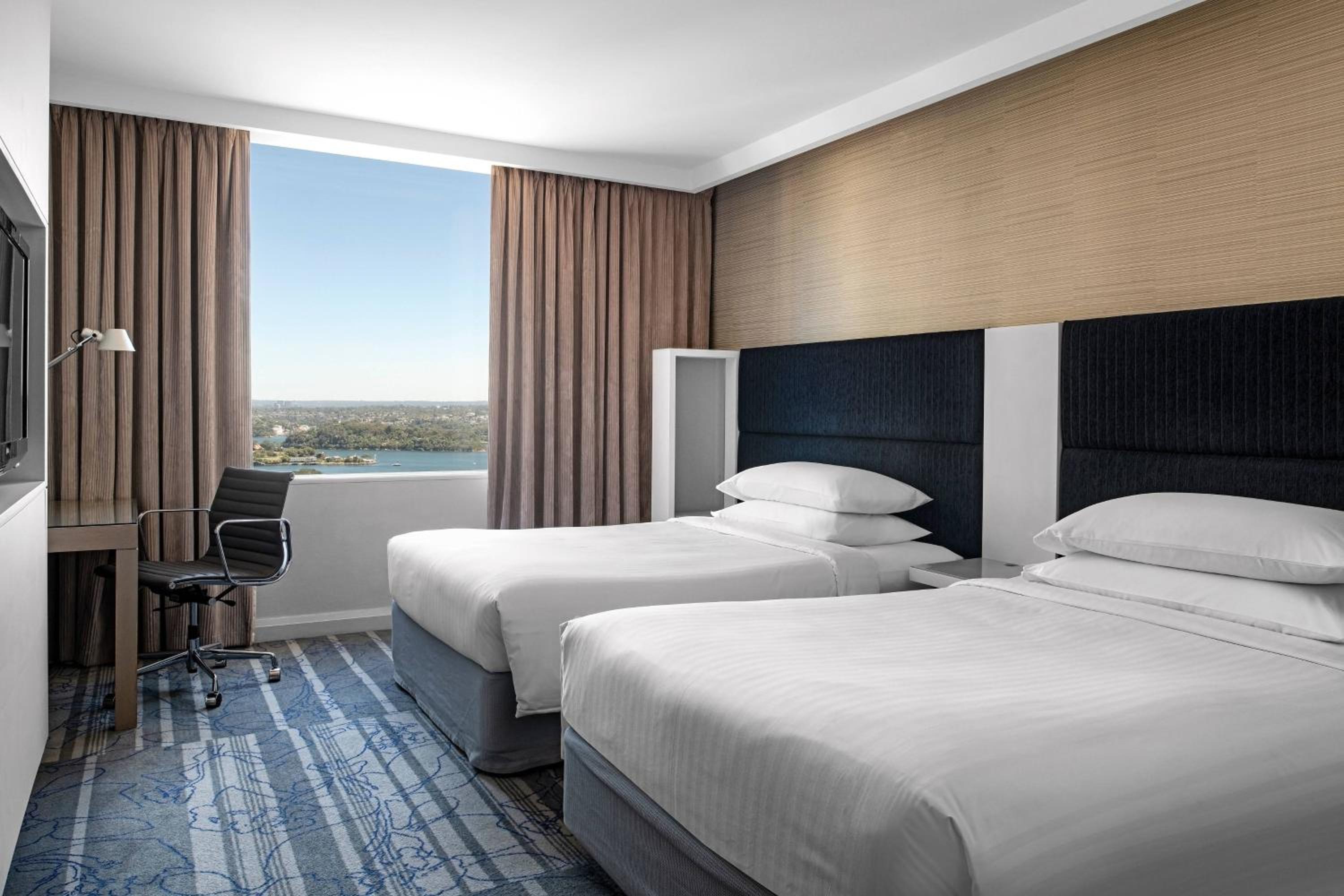 Guest room, 2 Double Beds with Opera House View