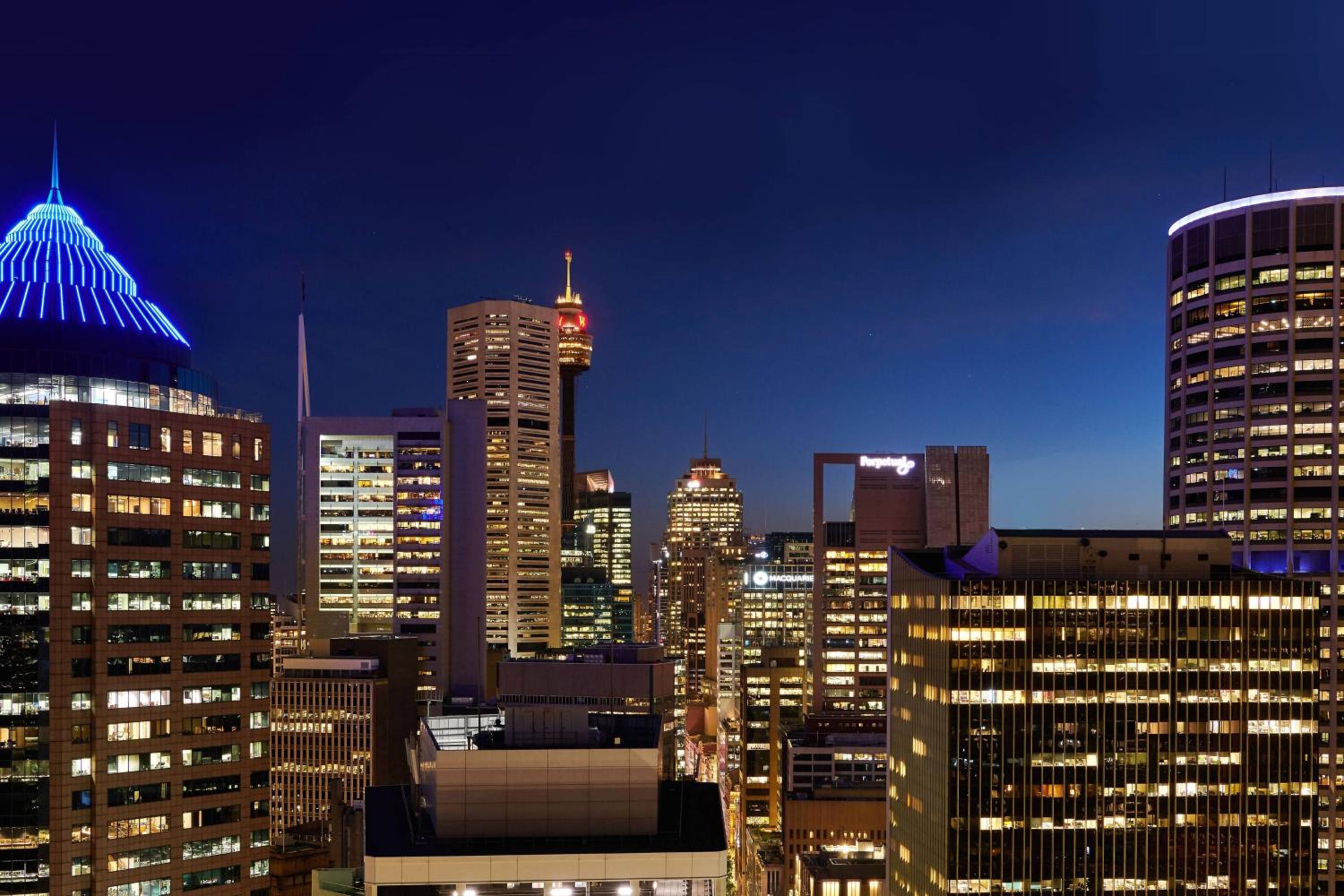Deluxe Guest room, 2 Double Beds with Cityscape View