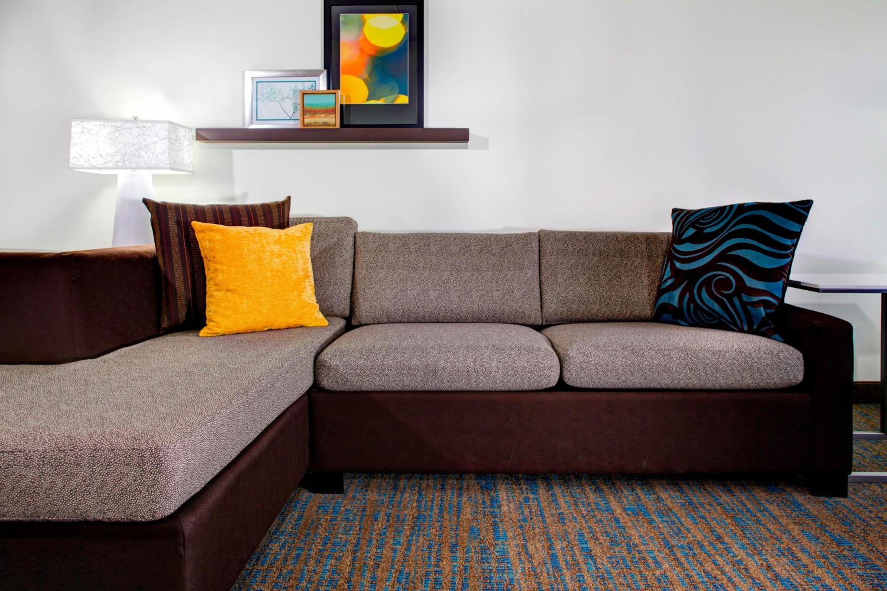 King Studio with Sofa Bed - Photo 2
