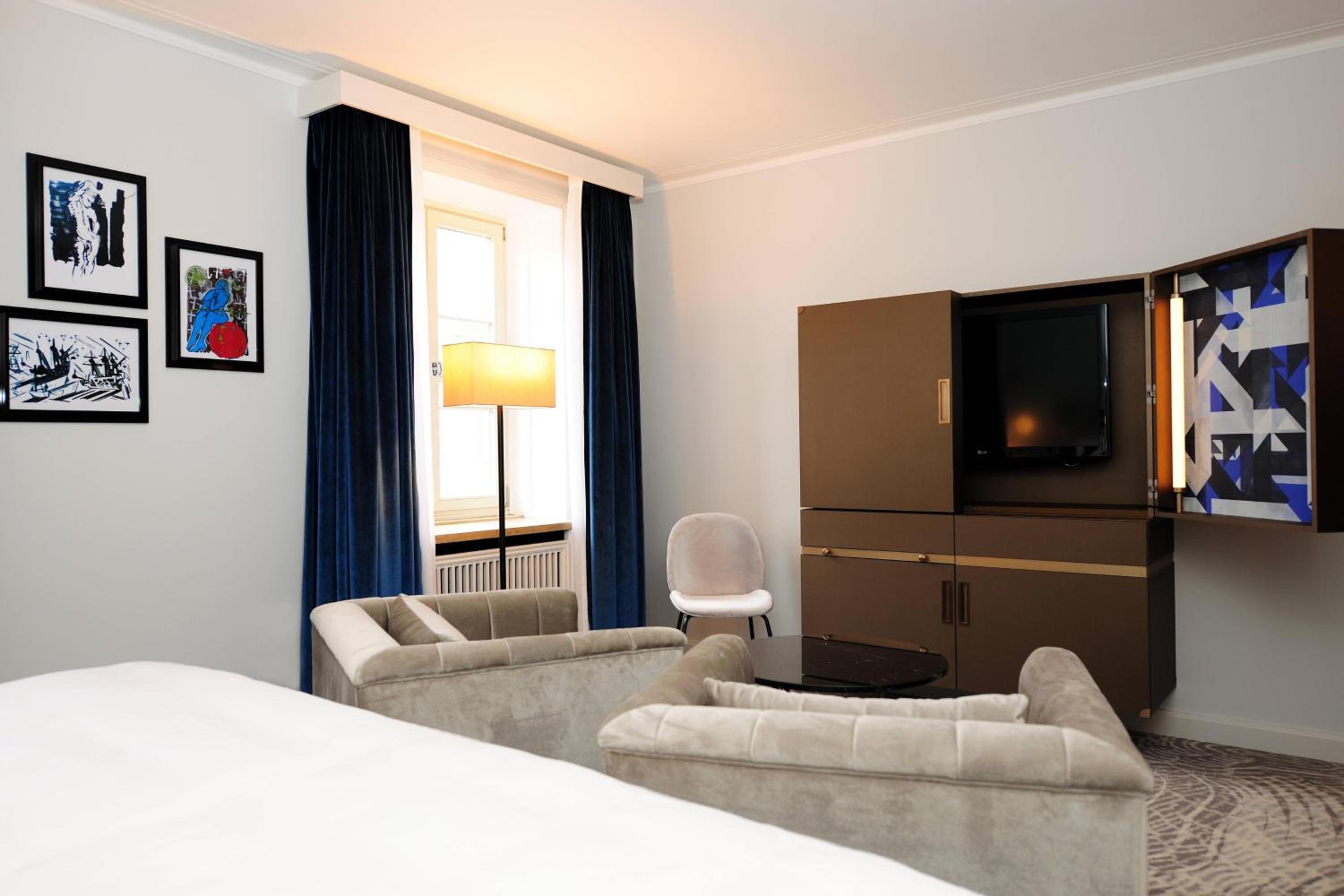 Grand Deluxe Double Room
