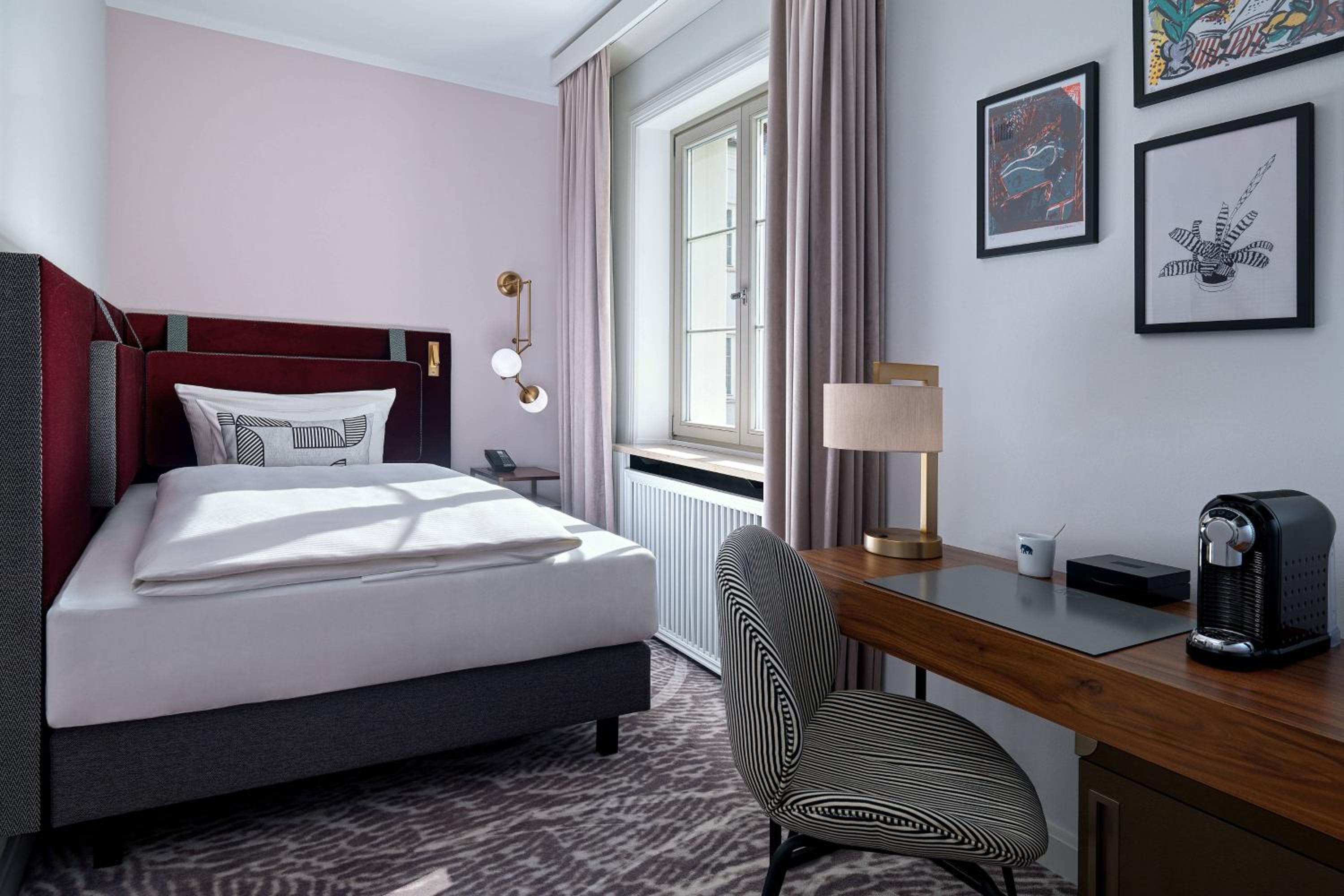 Classic Single Room