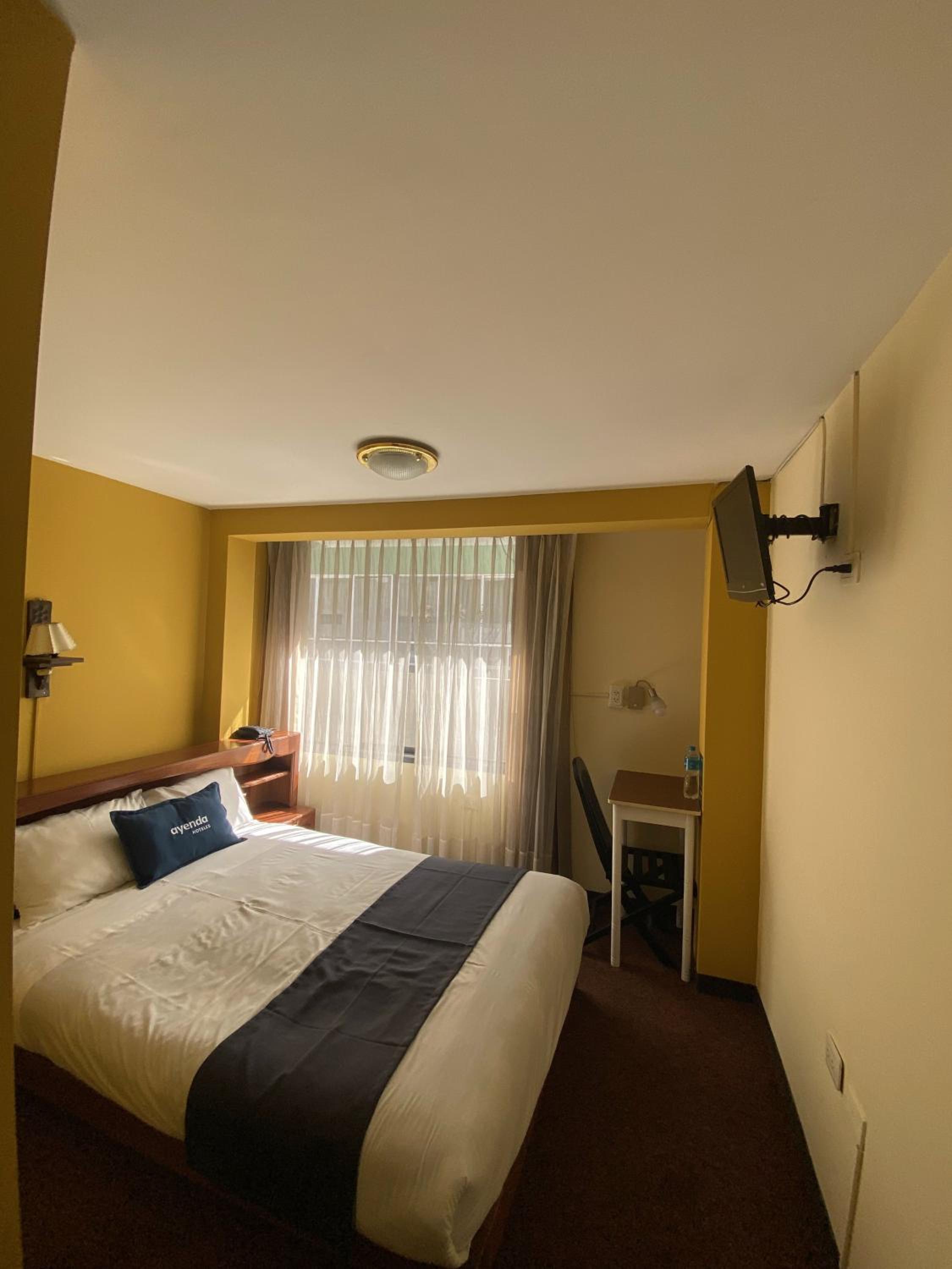 Small Single Room