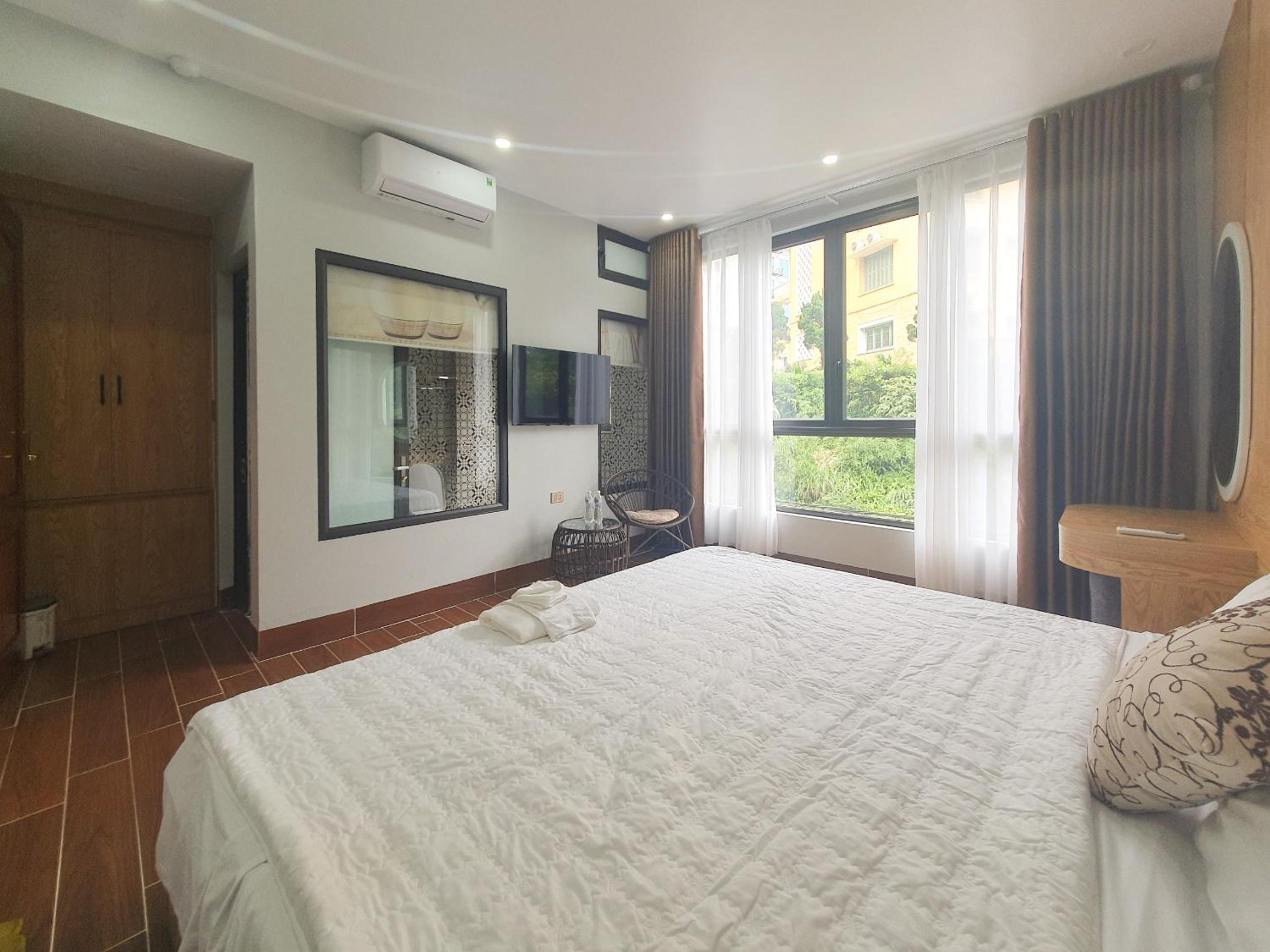 Deluxe Triple Room photo 3