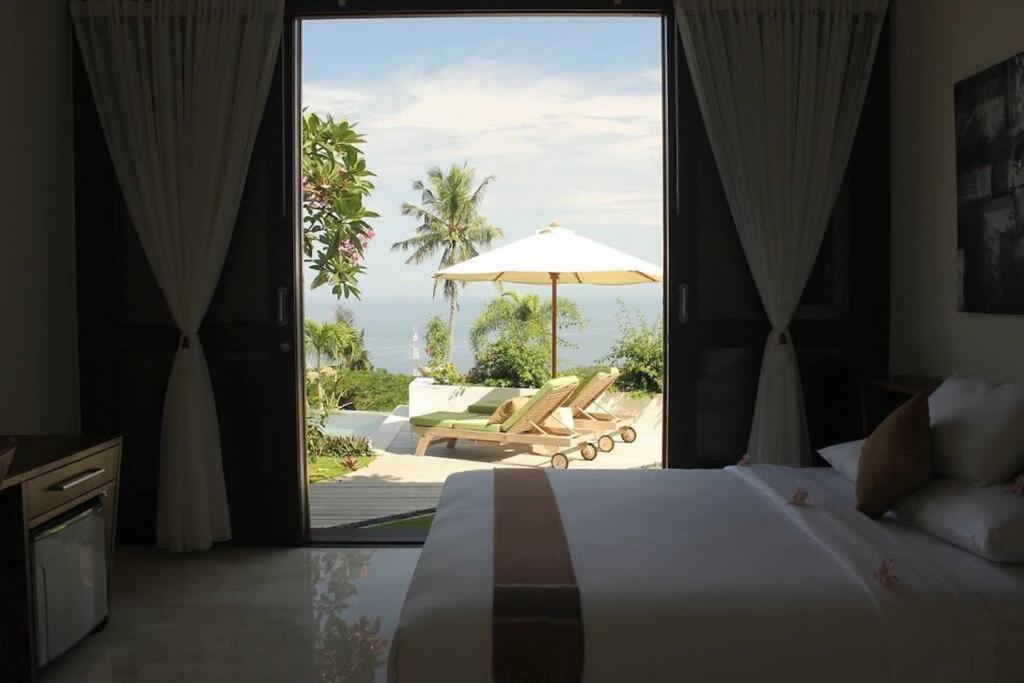 Three-Bedroom Villa photo 1