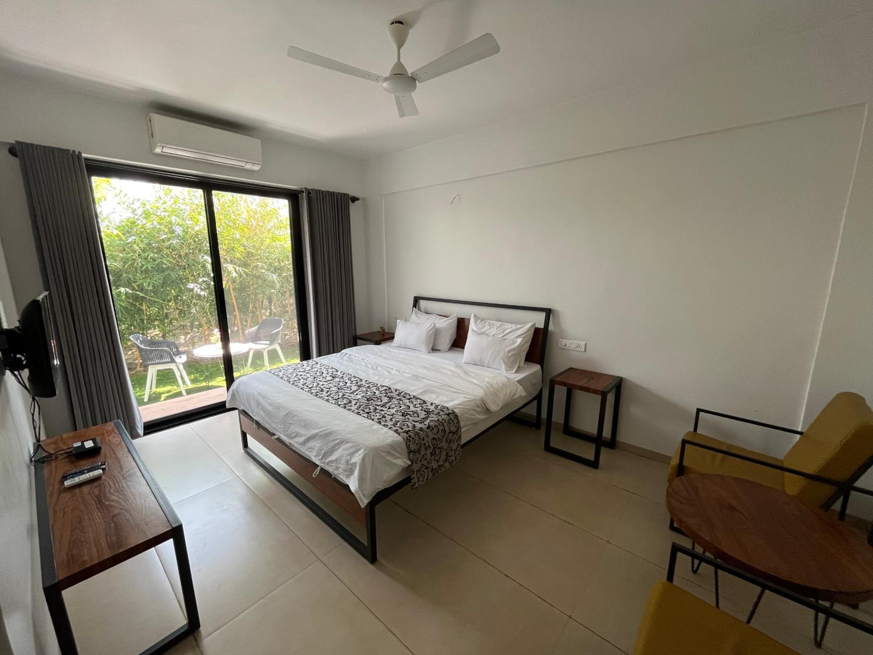 Deluxe Double Room - Photo 1
