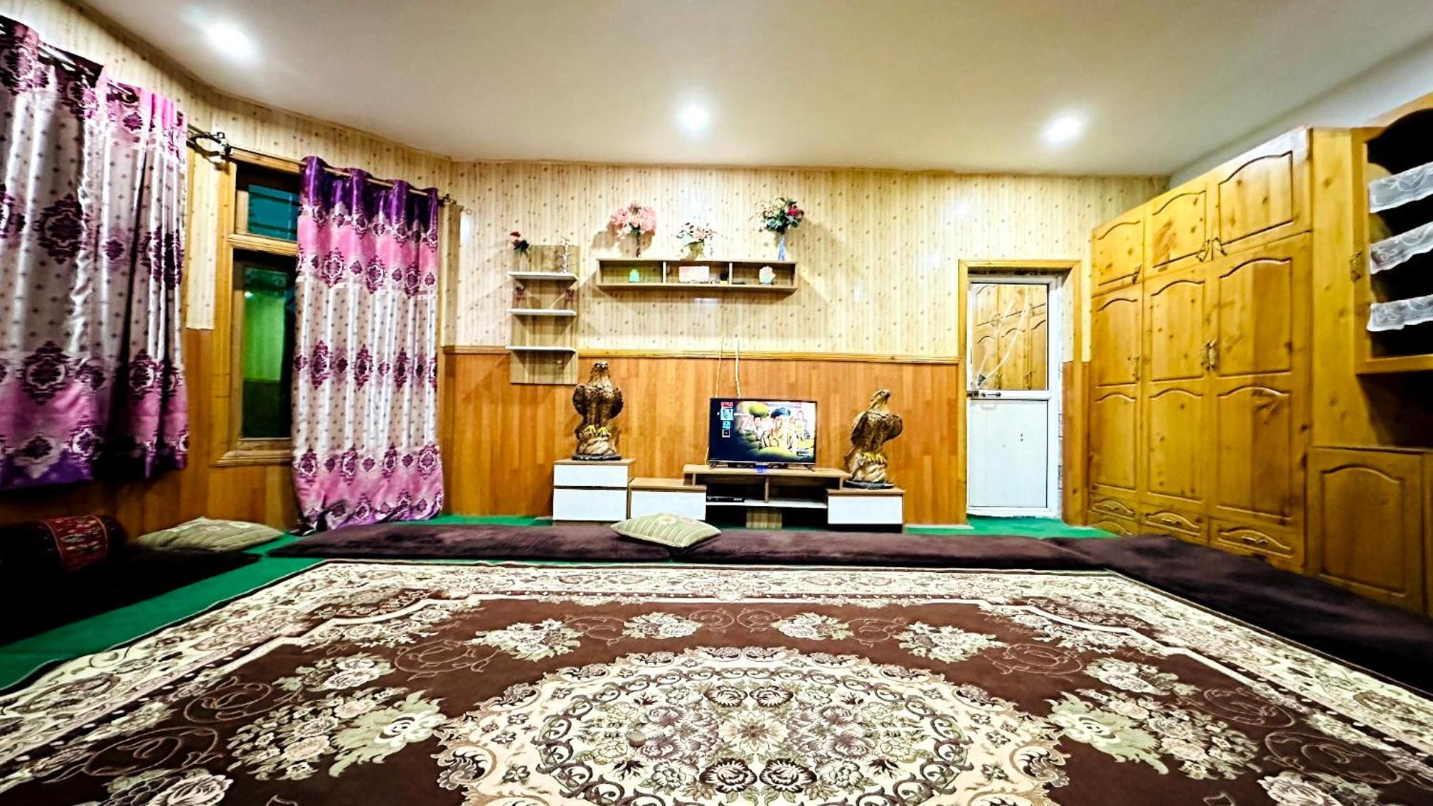 Deluxe Suite photo 1