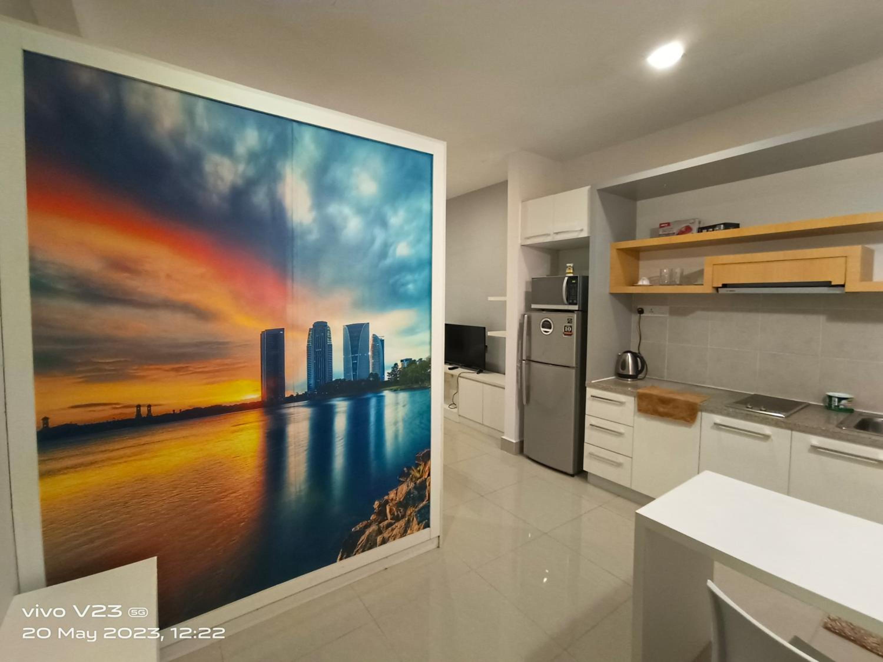 One-Bedroom Apartment photo 2
