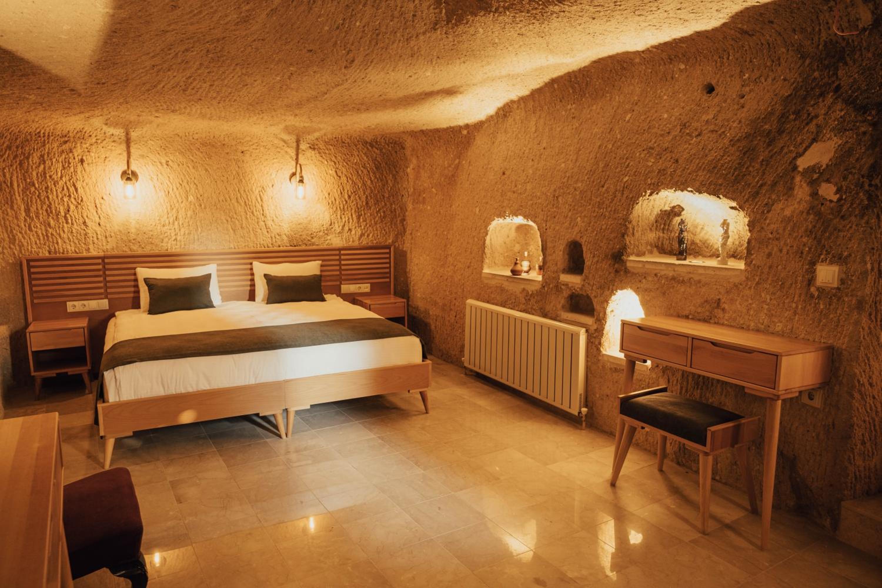 Junior Suite - Photo 12