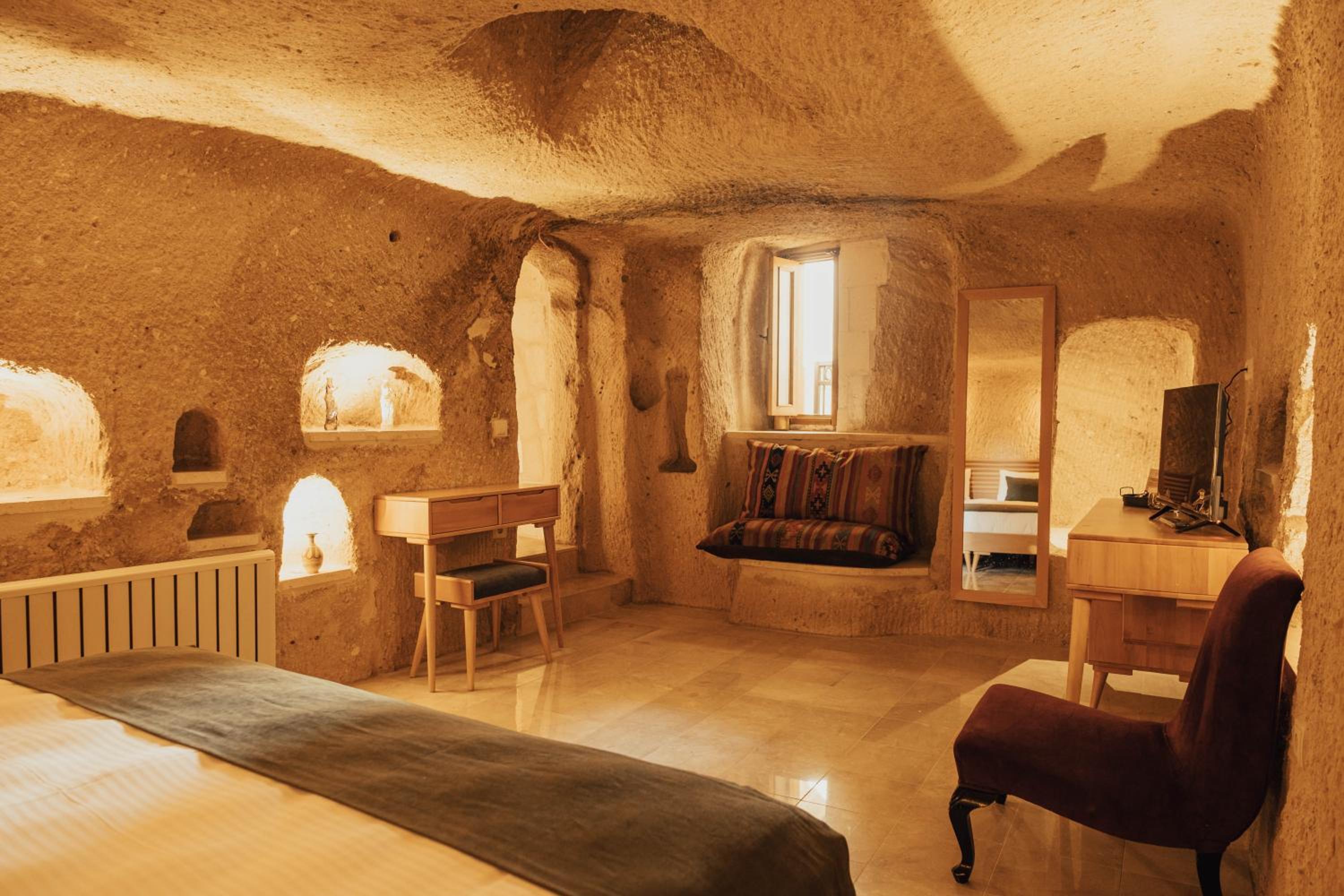 Junior Suite - Photo 11
