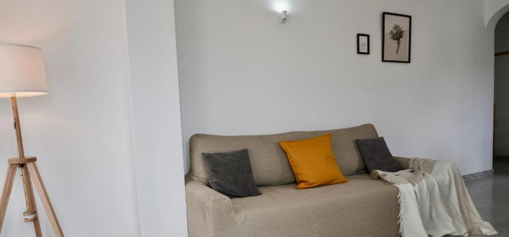 Three-Bedroom Apartment photo 3