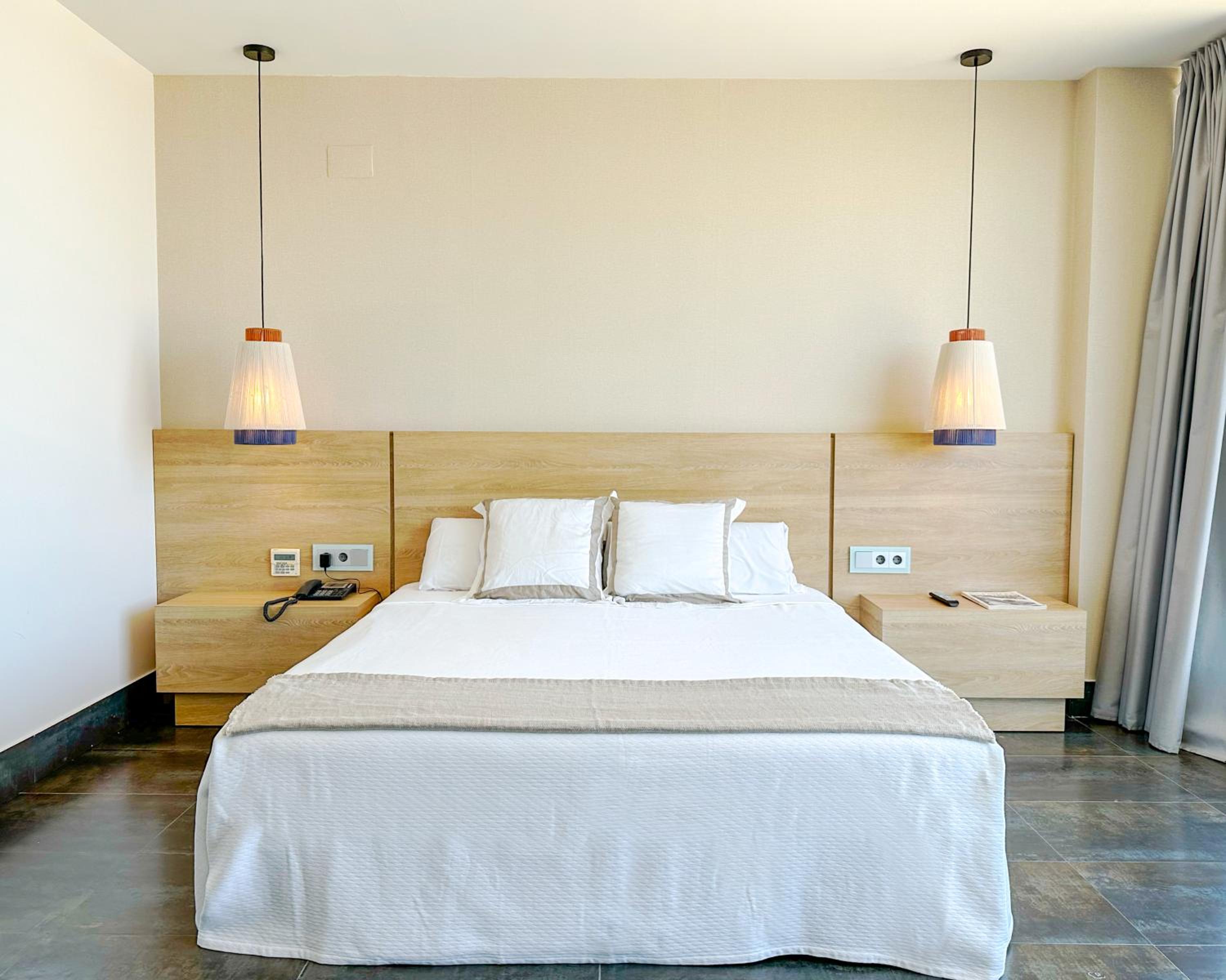 Suite with Sea Views - Photo 11