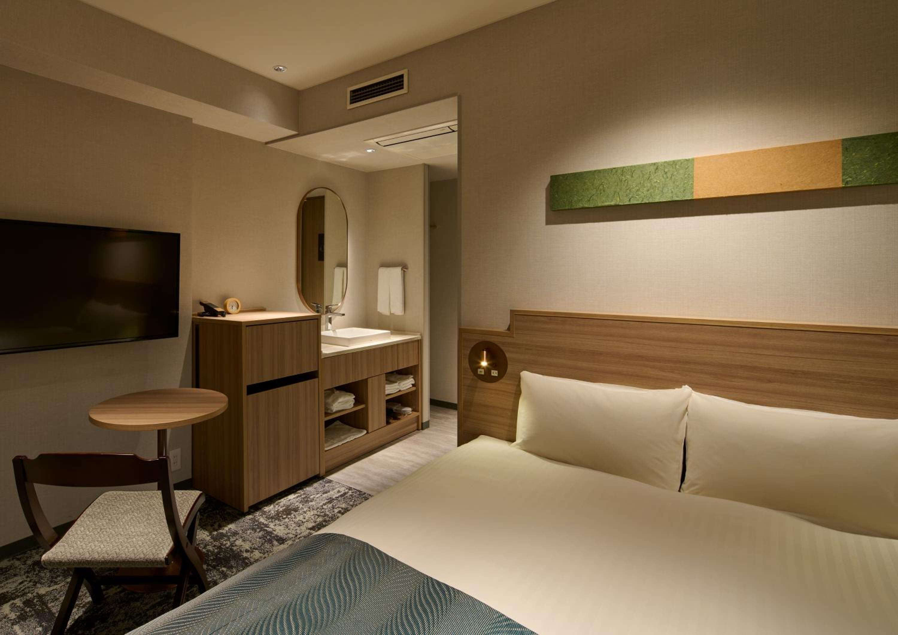 Double Room with Shower Booth- Non-Smoking photo 3