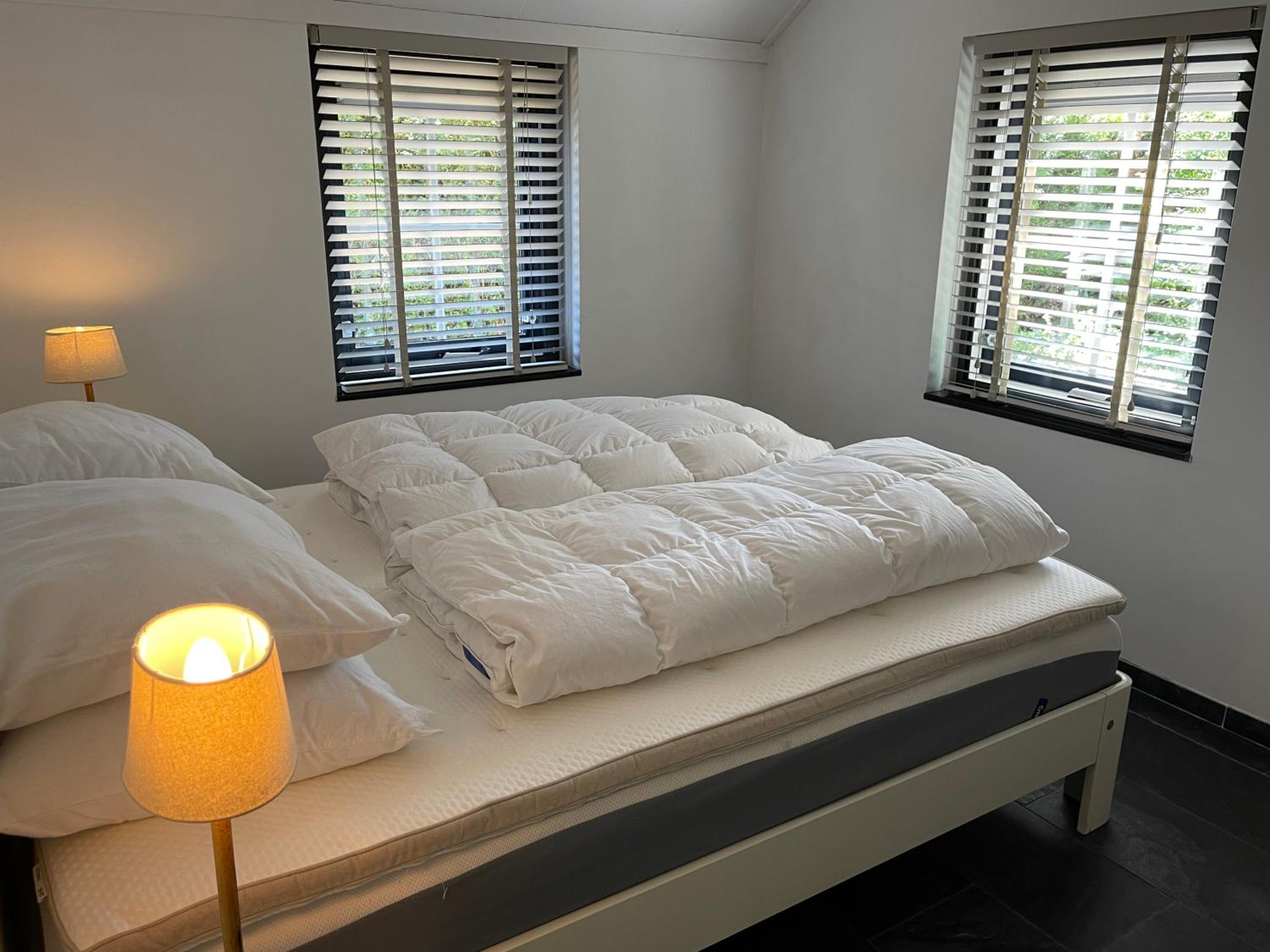 Two-Bedroom House - Photo 5