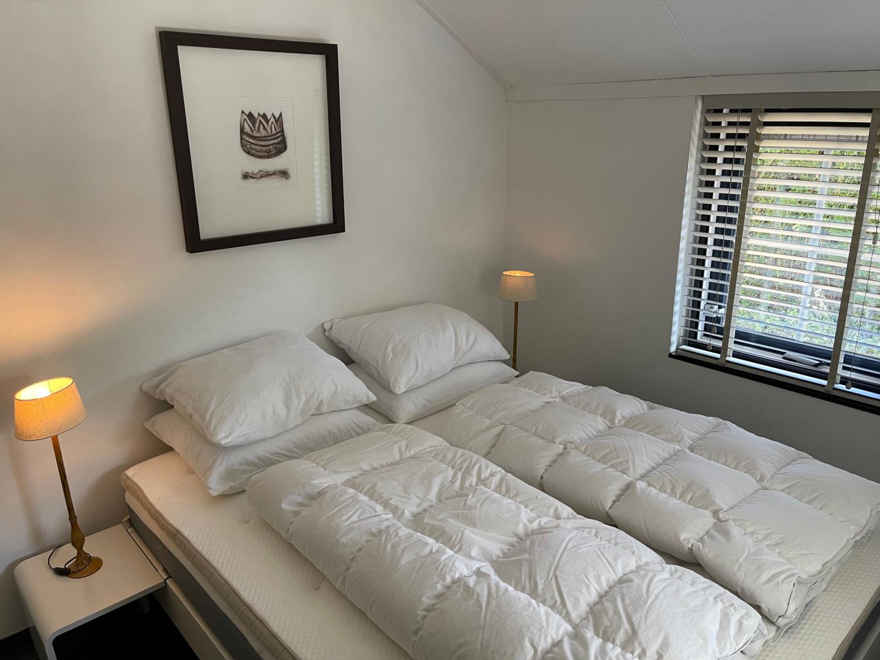 Two-Bedroom House - Photo 3