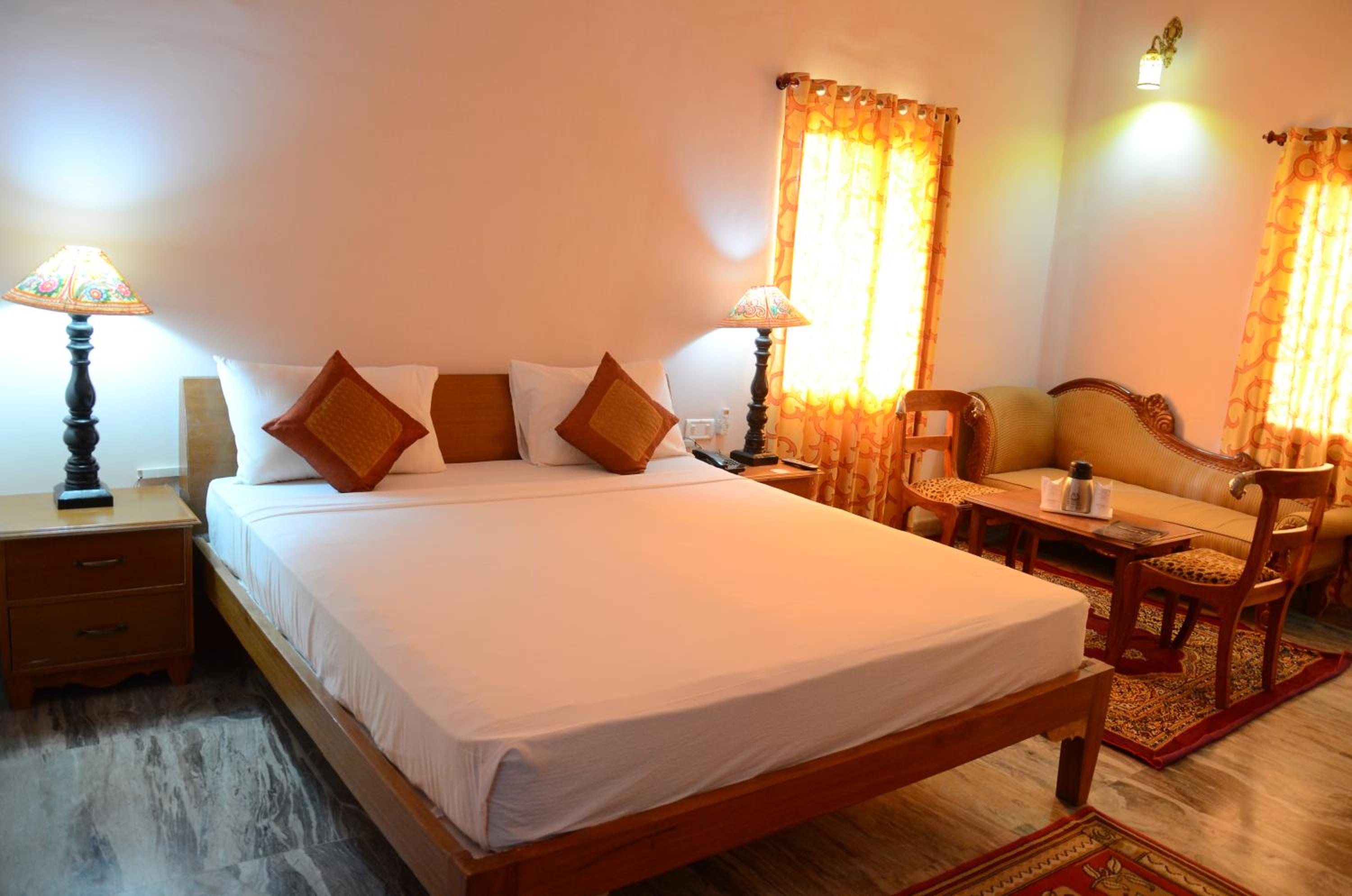 Deluxe Double or Twin Room photo 2