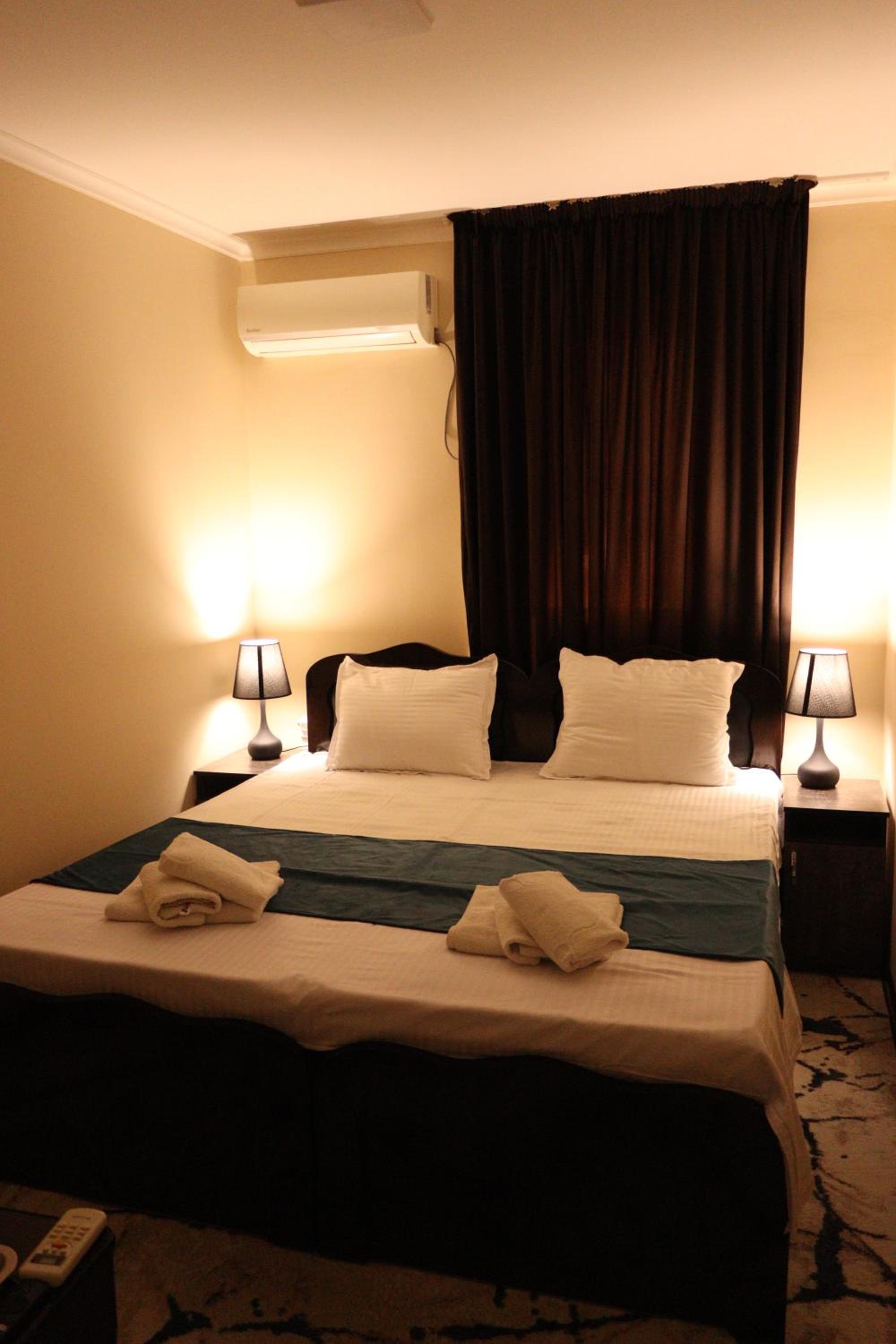 Deluxe Double Room photo 2