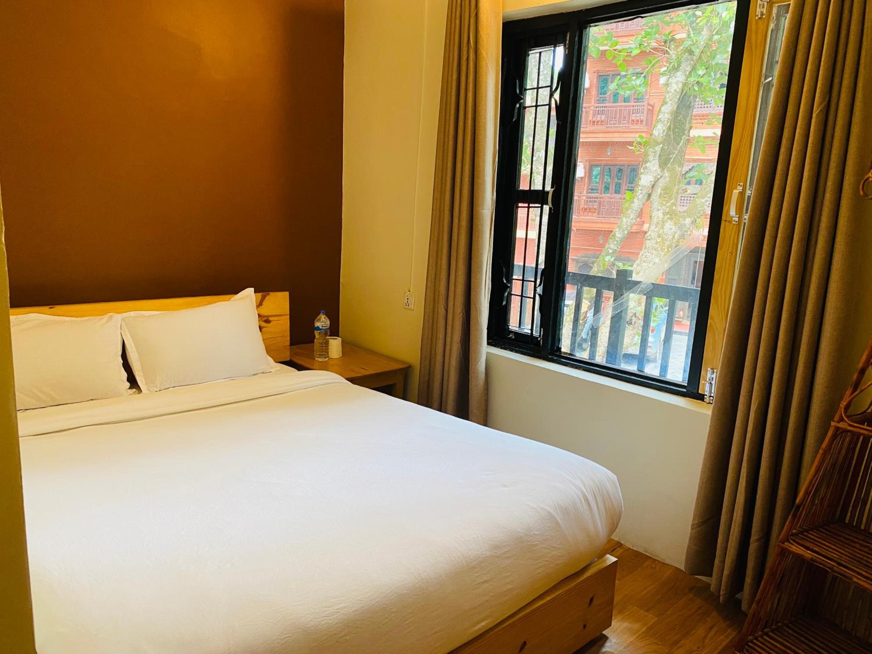 Double Room with Private Bathroom photo 1
