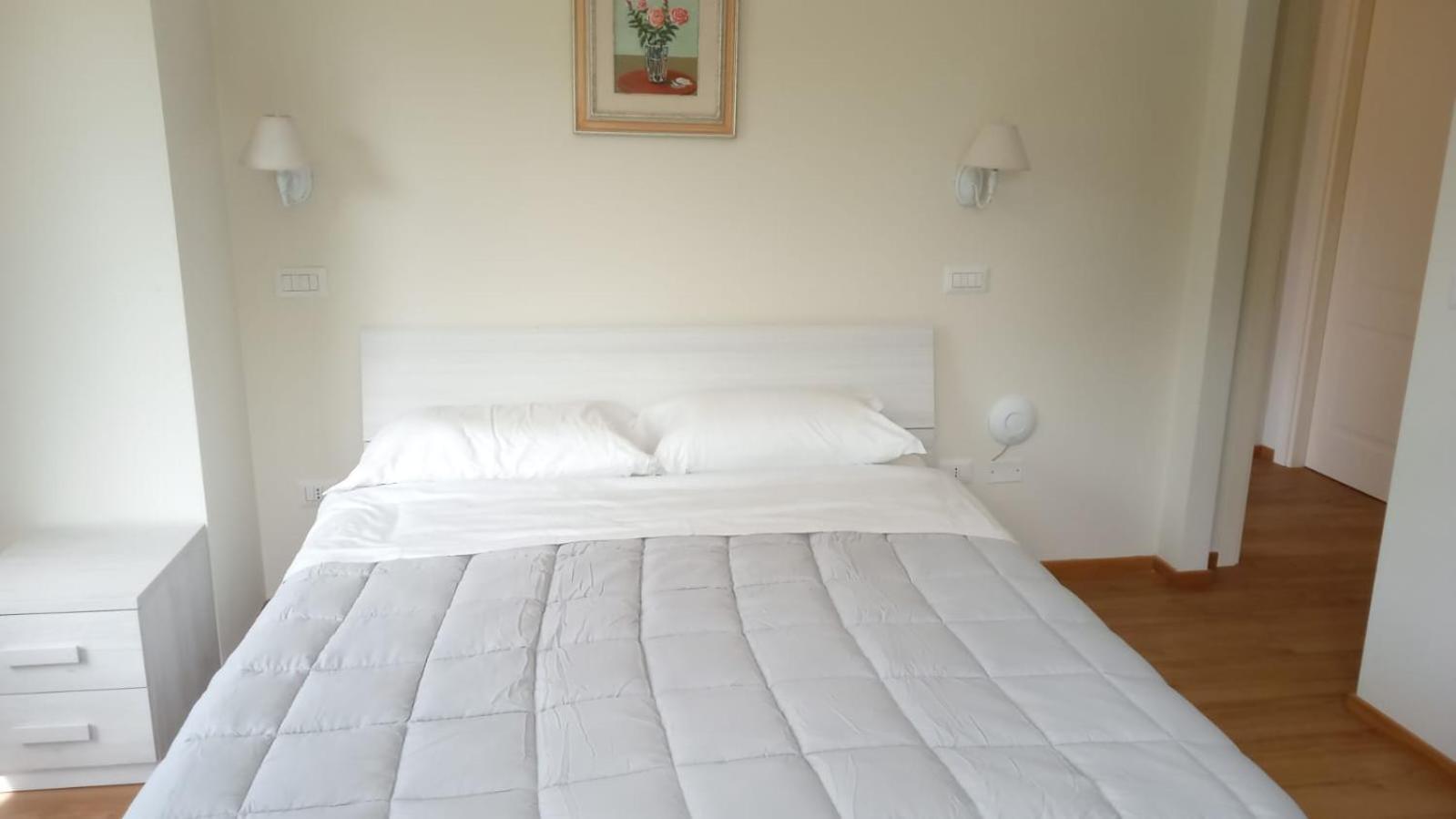 Double Room with Private Bathroom photo 1