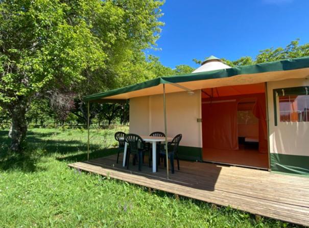 Two-Bedroom Bungalow - Photo 1