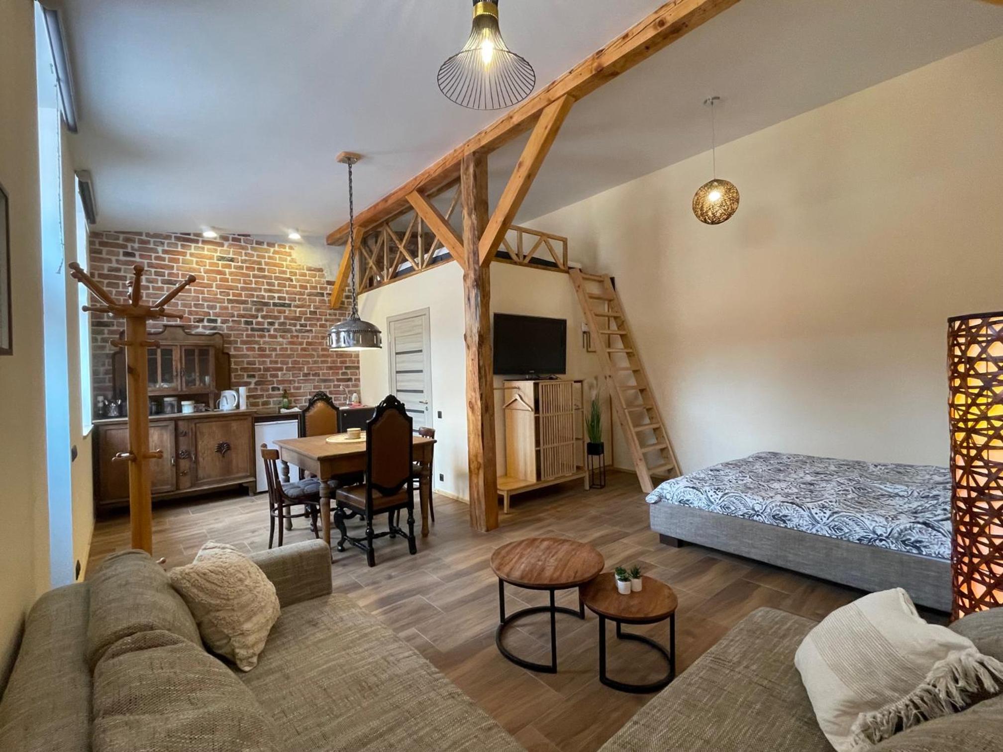 One-Bedroom House photo 1