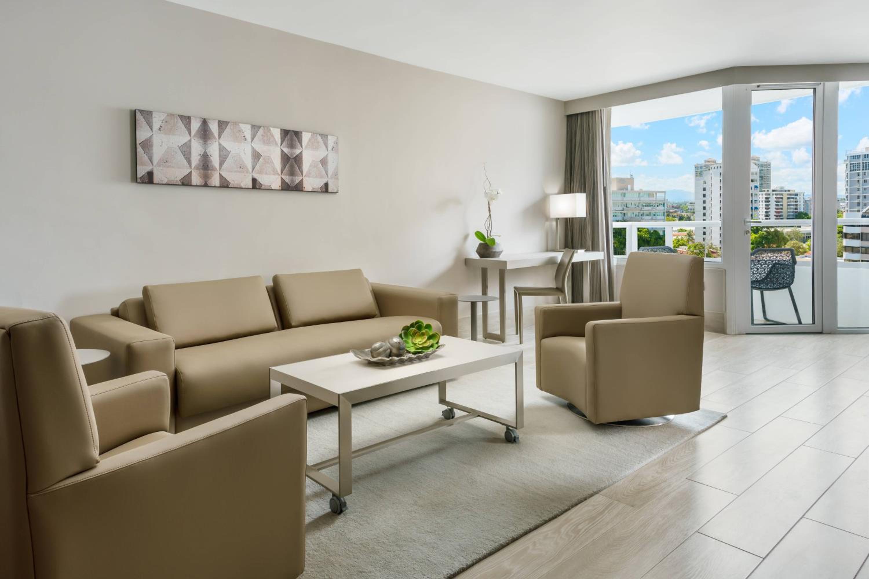 One-Bedroom King Suite with Sofa Bed and Balcony - Photo 1