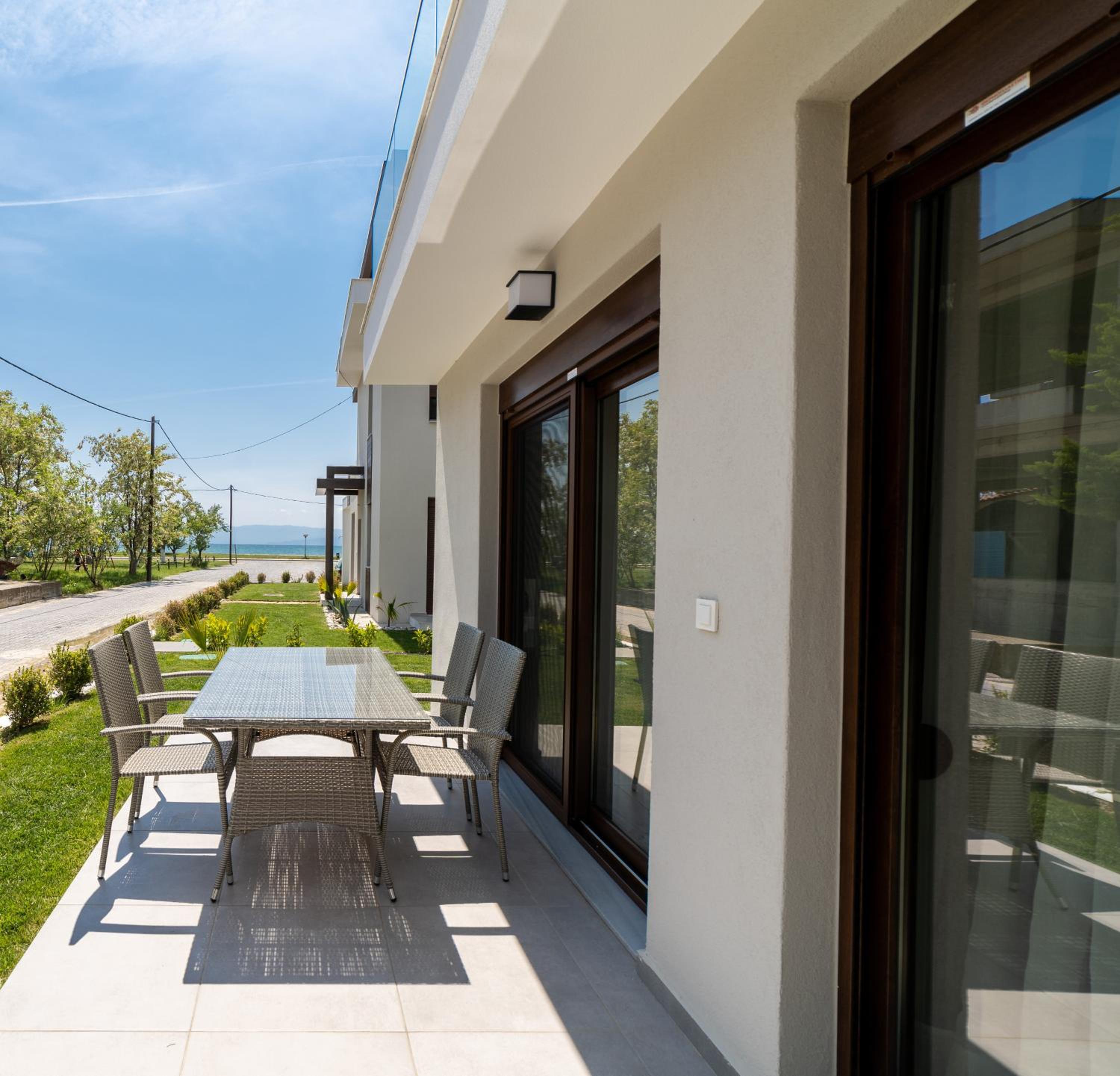 Two-Bedroom Villa - Photo 12