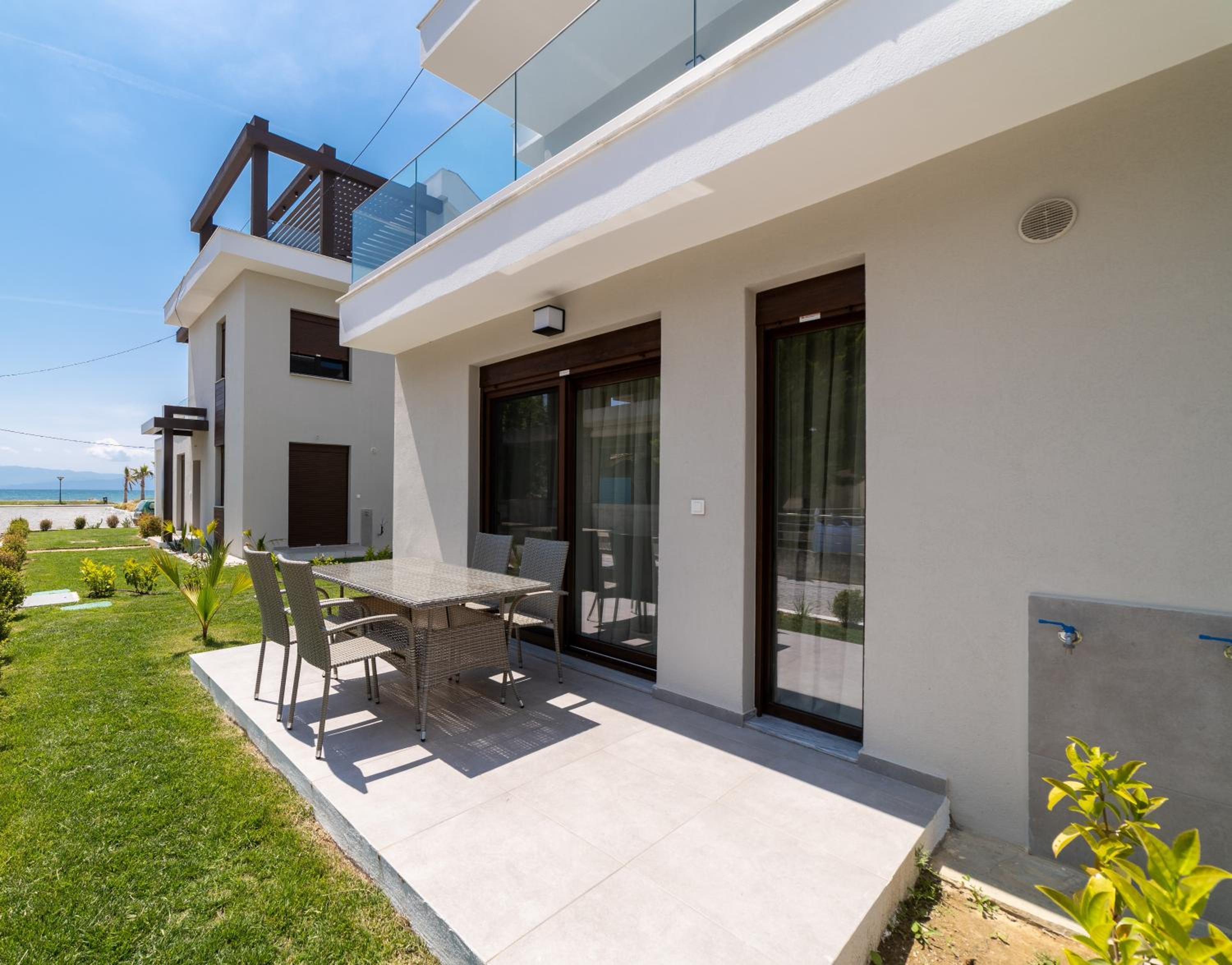 Two-Bedroom Villa - Photo 14