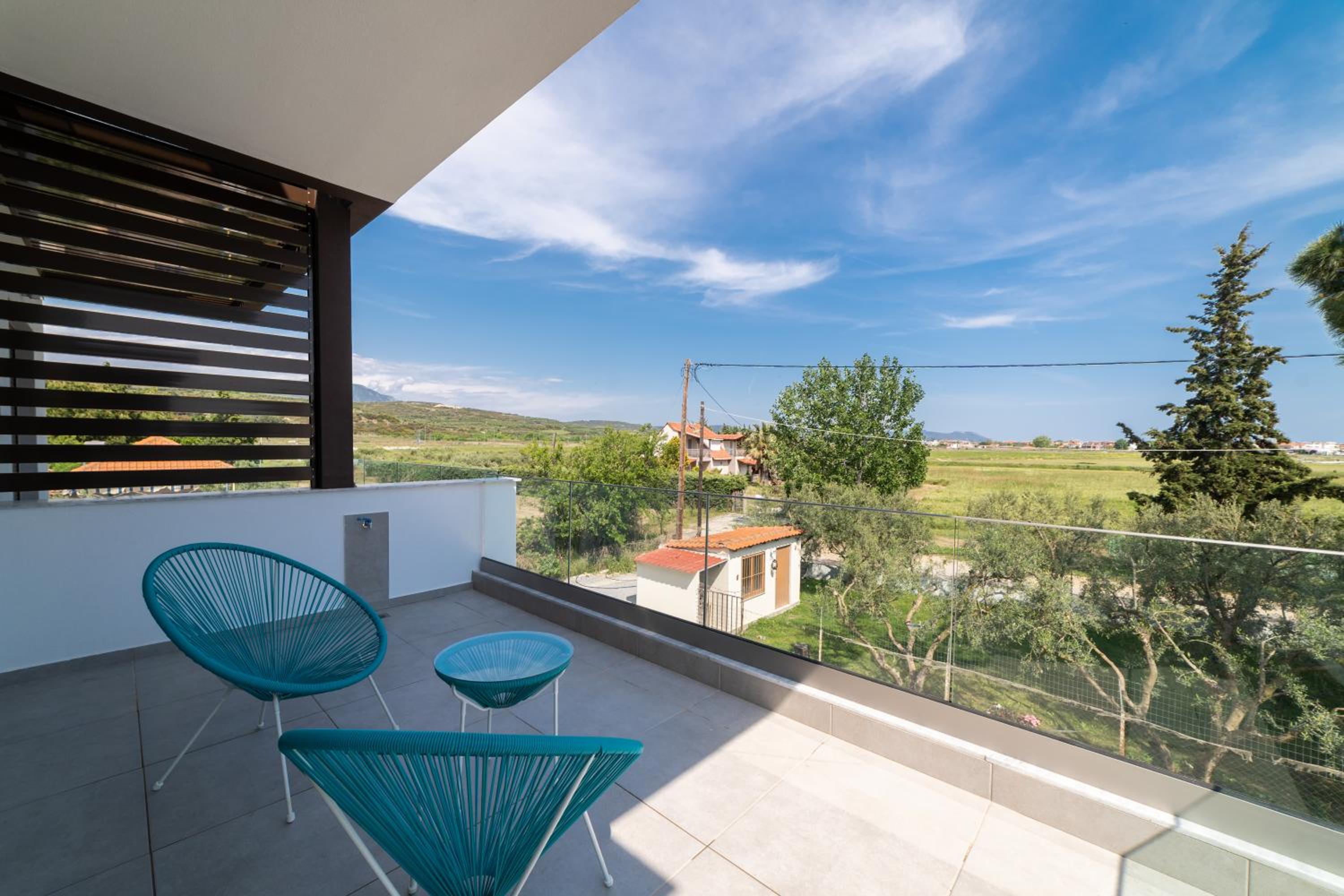 Two-Bedroom Villa - Photo 3