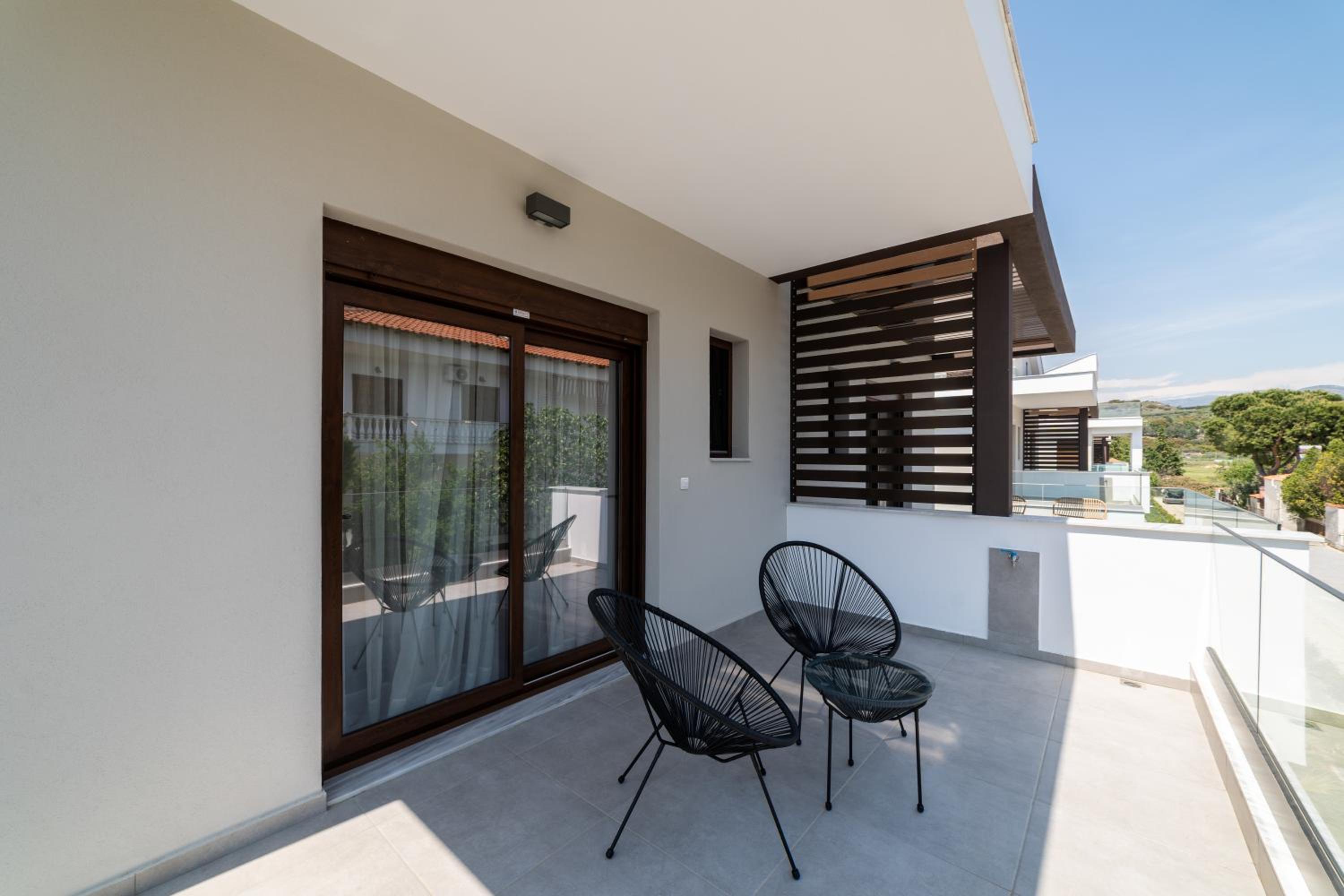 Two-Bedroom Villa - Photo 23