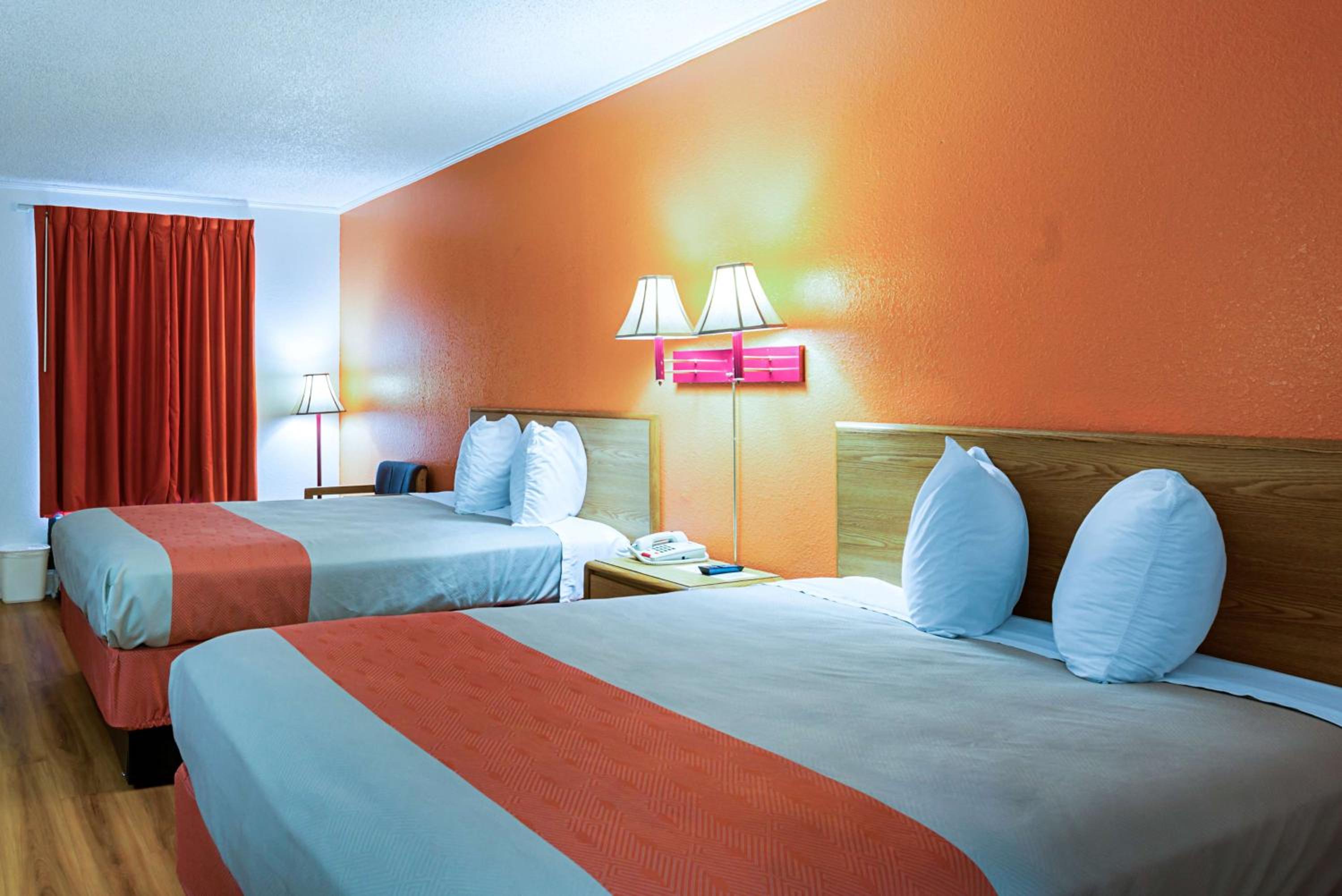 Quadruple Room - Non-Smoking photo 1