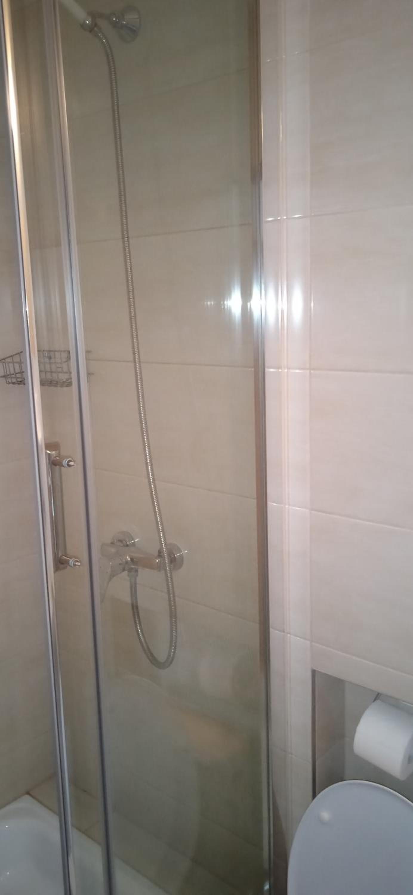 Small Single Room photo 2