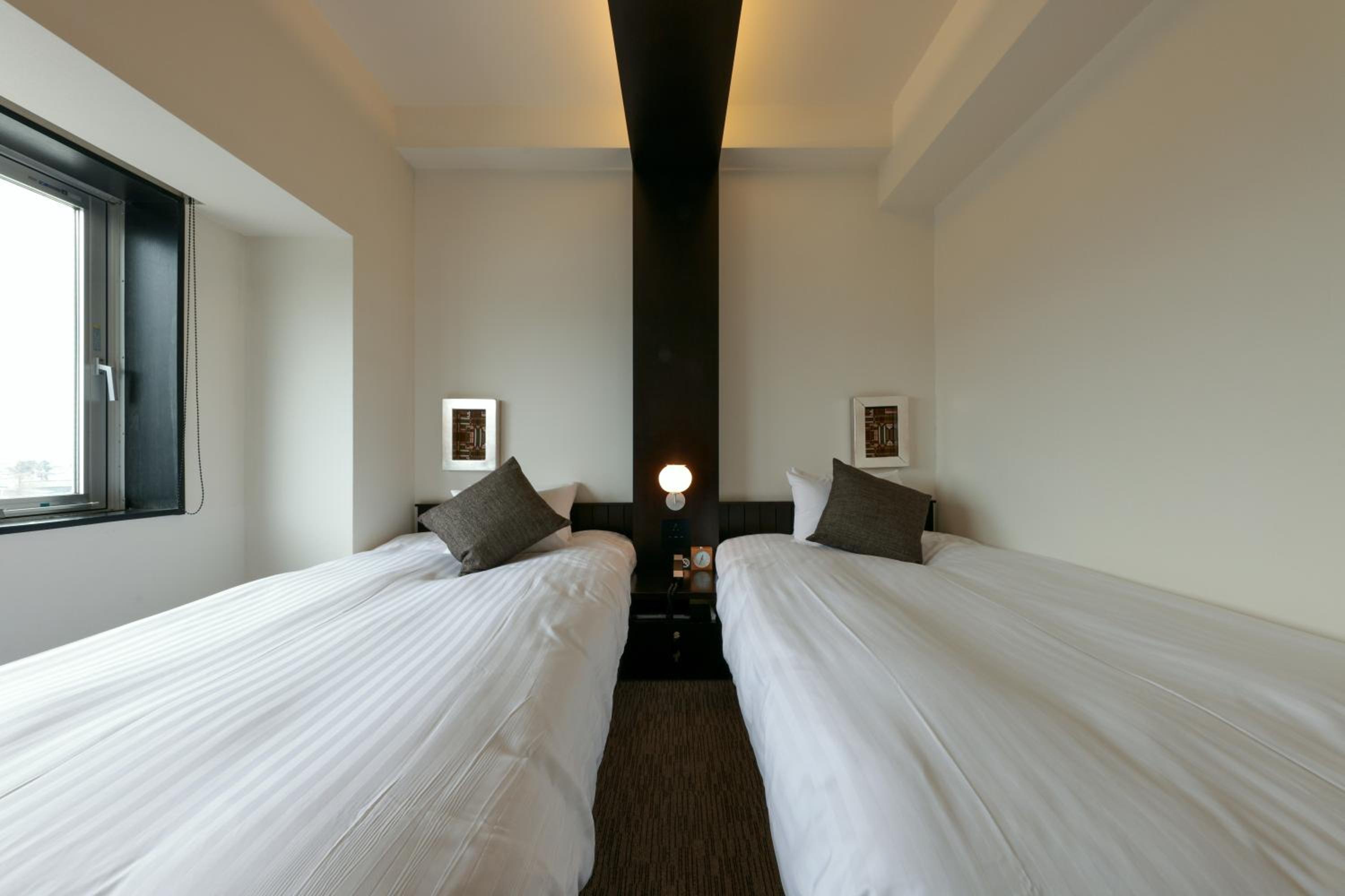 Twin Room - Non-Smoking